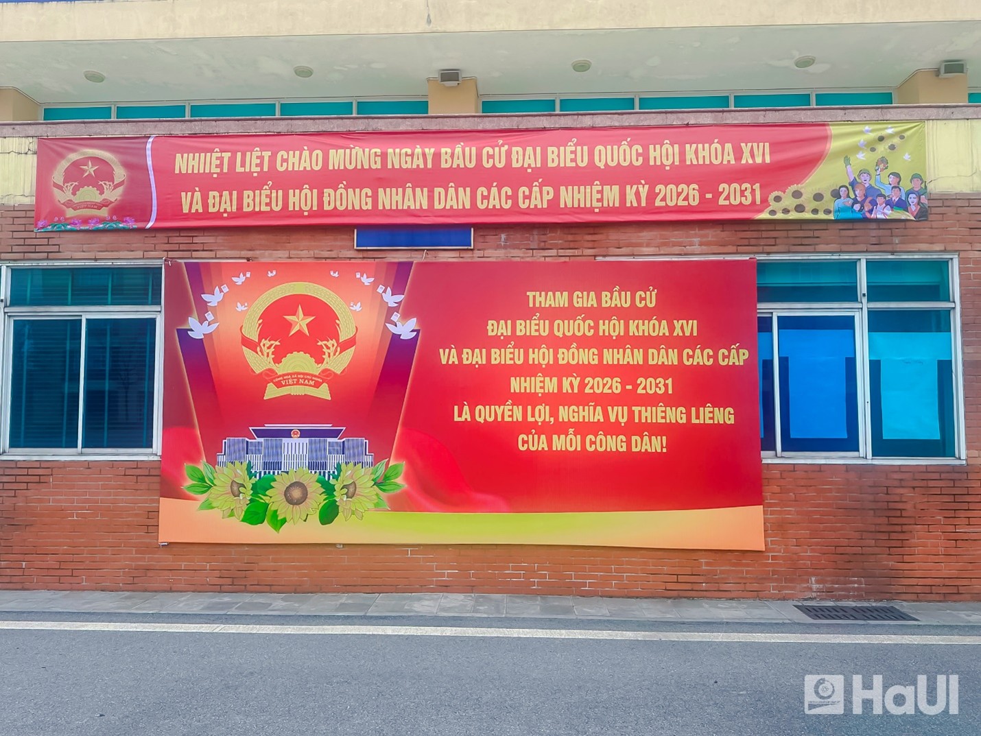 Cử tri Đại học Công nghiệp Hà Nội rạng rỡ niềm tin trước Ngày hội non sông