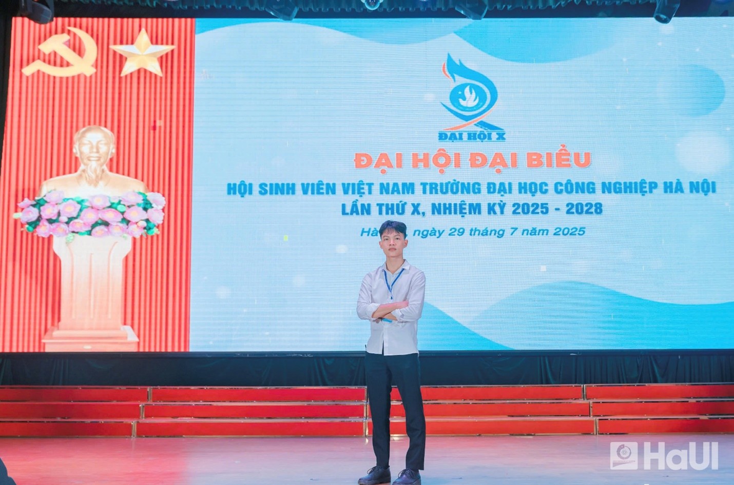 Cử tri Đại học Công nghiệp Hà Nội rạng rỡ niềm tin trước Ngày hội non sông