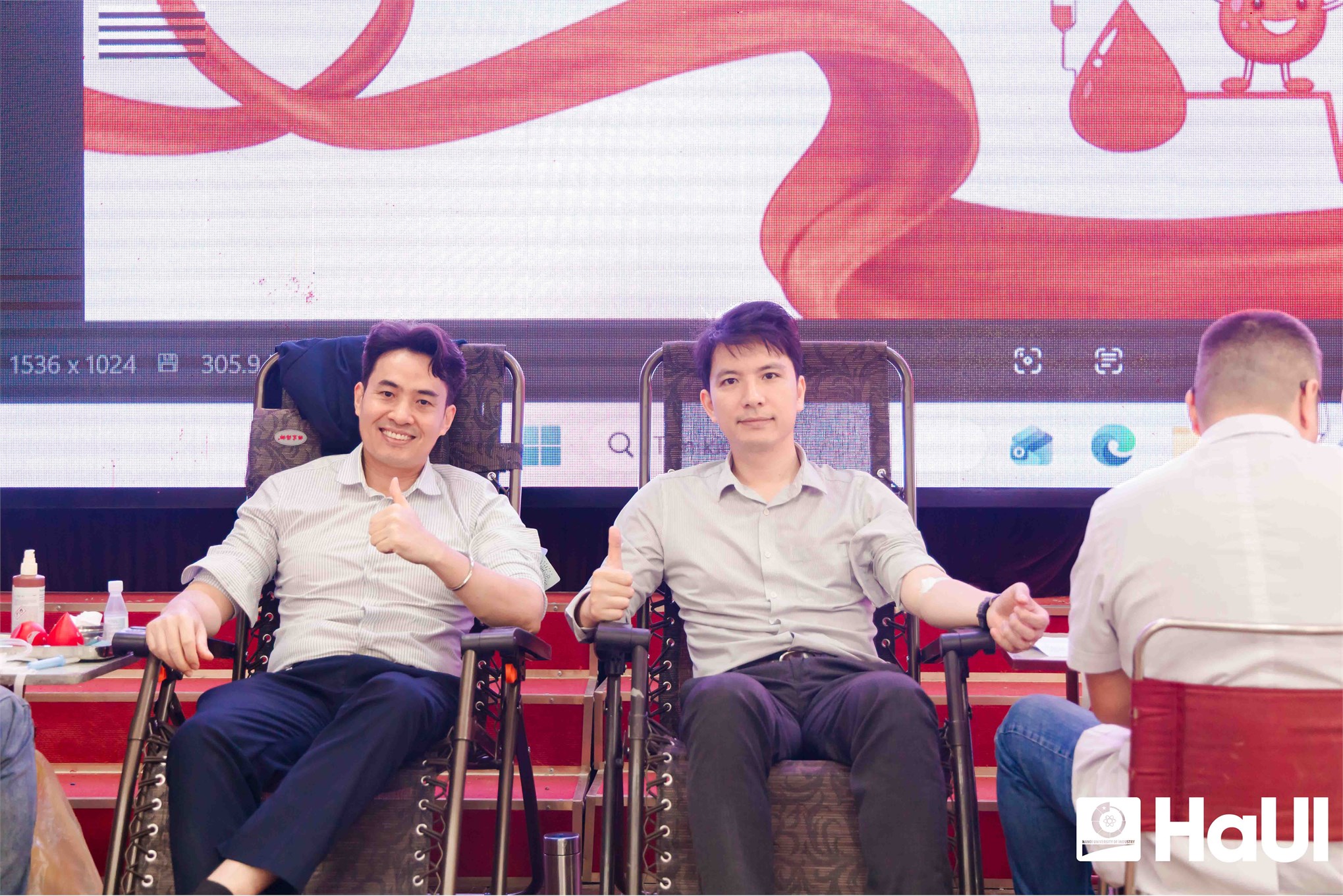 Xuân hồng HaUI: Trao yêu thương - Gieo sự sống