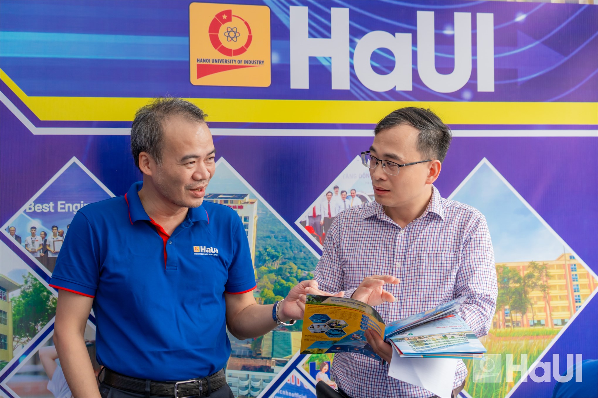 Học sinh đất Cảng `giải mã` khát vọng nghề nghiệp cùng đội ngũ chuyên gia HaUI