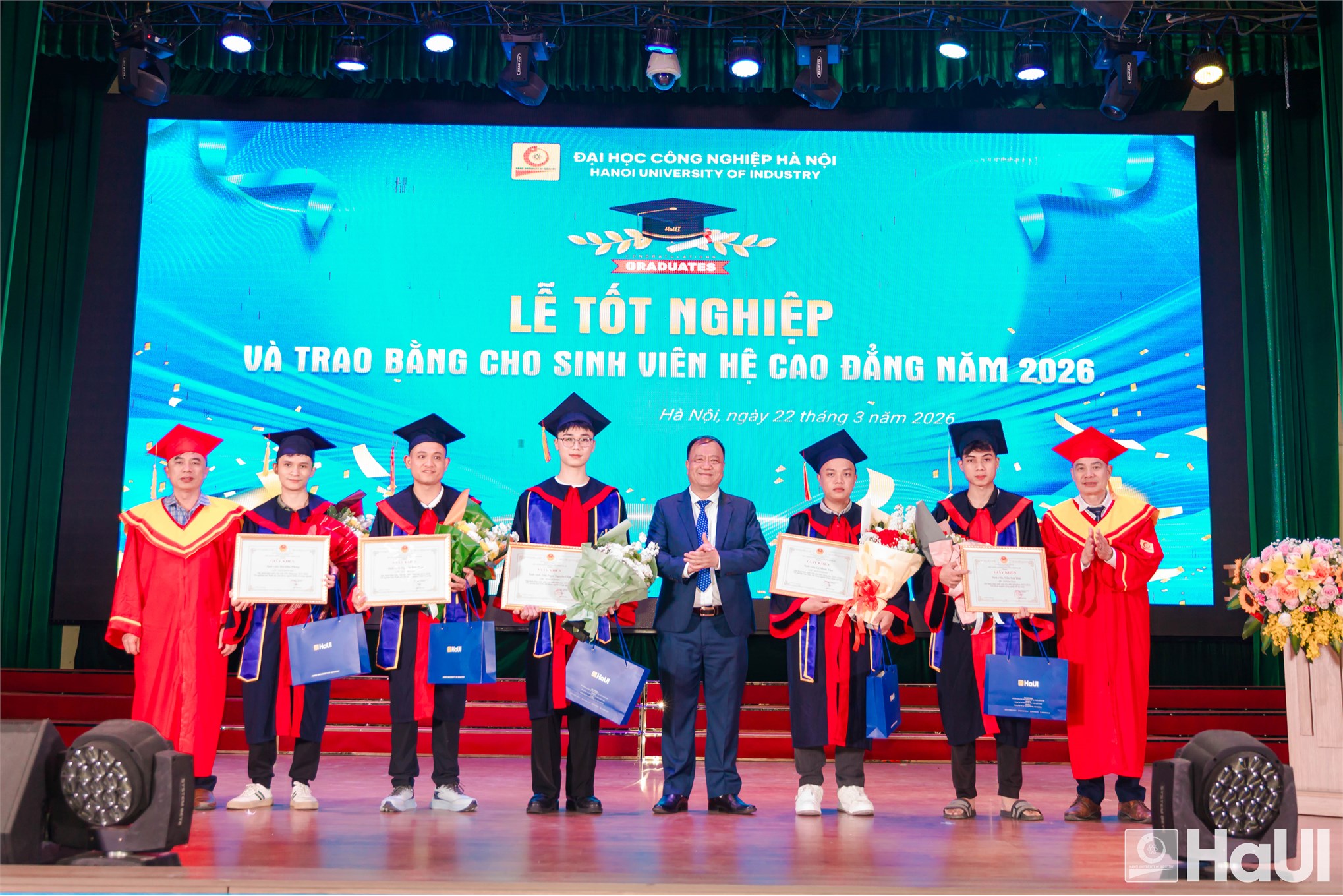 Lễ tốt nghiệp hệ cao đẳng năm 2026: sẵn sàng hành trình lập nghiệp