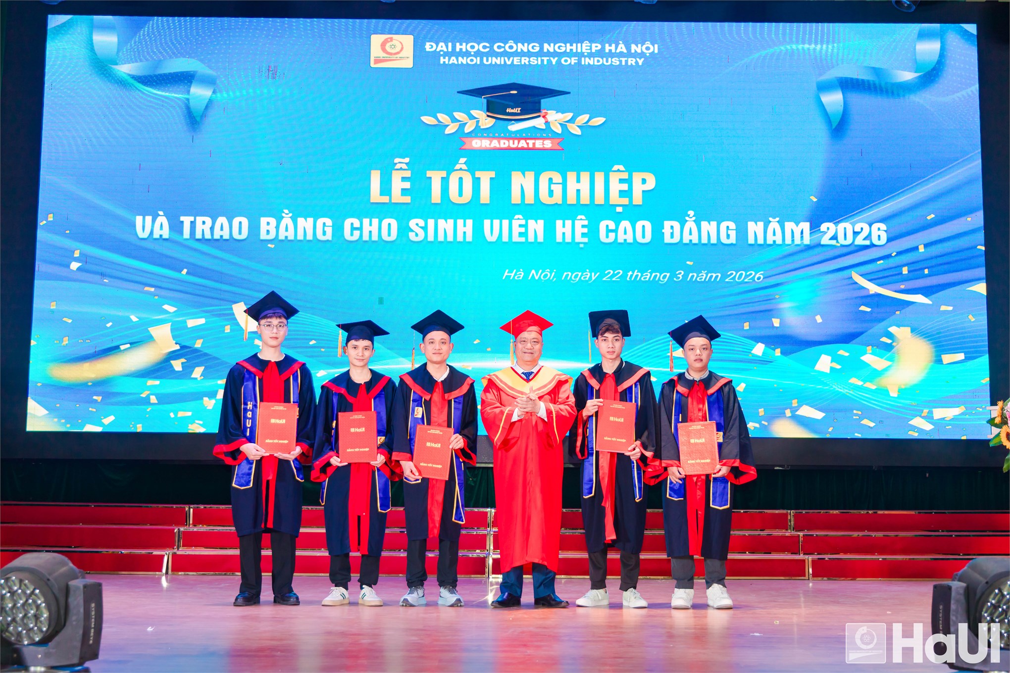 Lễ tốt nghiệp hệ cao đẳng năm 2026: sẵn sàng hành trình lập nghiệp