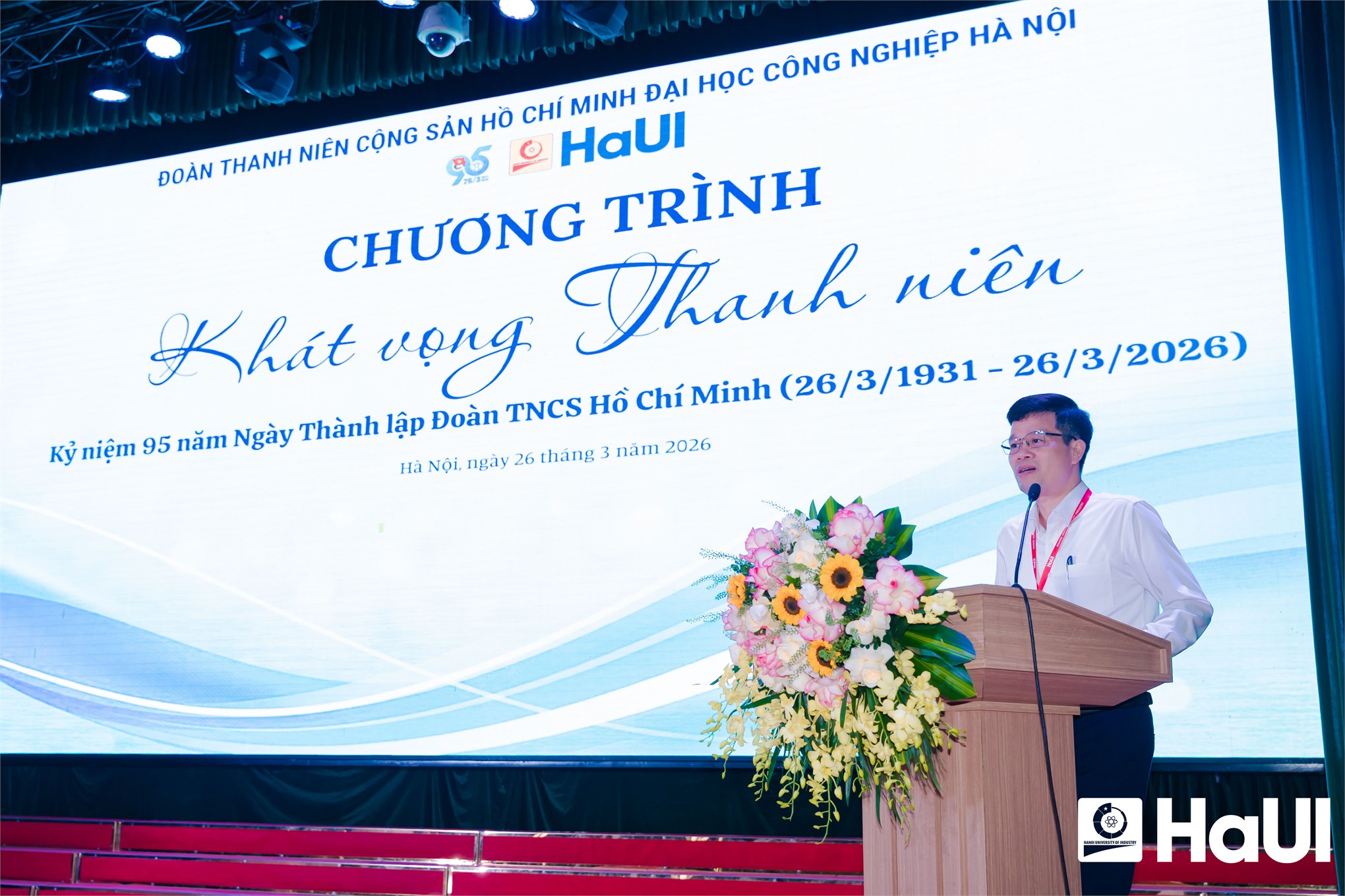 Rực lửa khát vọng thanh niên: Tuổi trẻ HaUI viết tiếp trang sử vàng 95 năm Ngày thành lập Đoàn TNCS Hồ Chí Minh