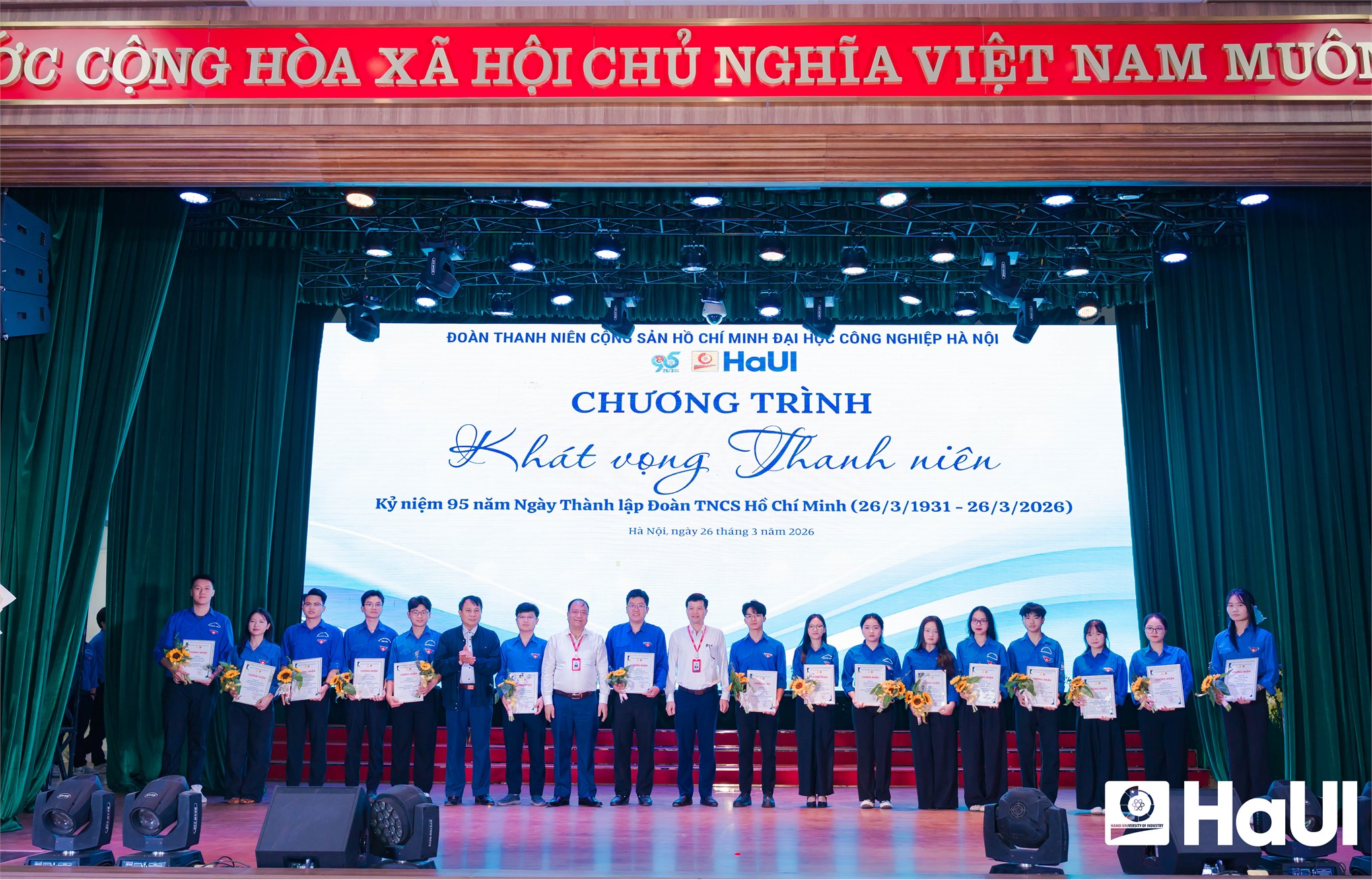 Rực lửa khát vọng thanh niên: Tuổi trẻ HaUI viết tiếp trang sử vàng 95 năm Ngày thành lập Đoàn TNCS Hồ Chí Minh