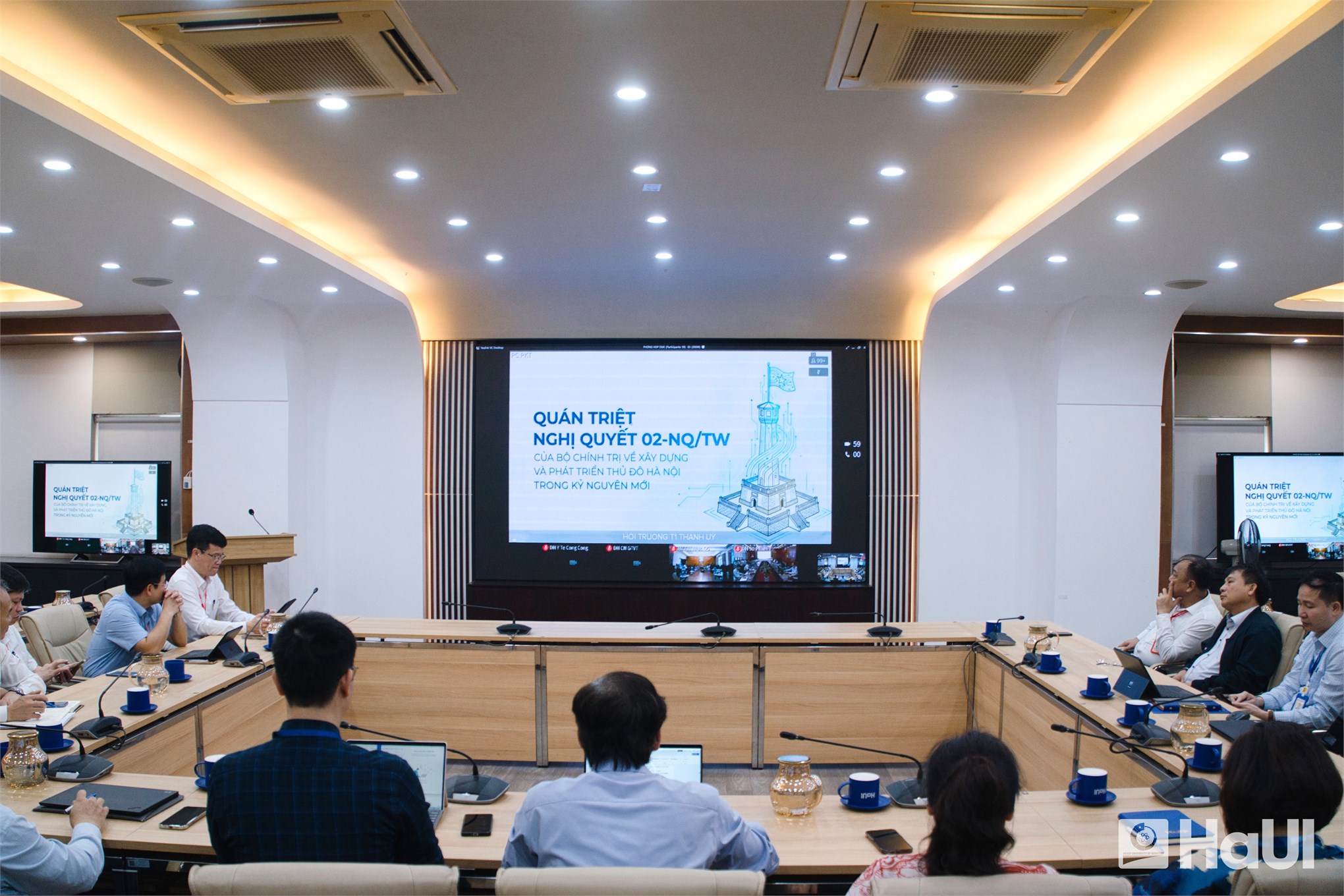 Đảng bộ Đại học Công nghiệp Hà Nội tham dự Hội nghị trực tuyến quán triệt Nghị quyết 02-NQ/TW về phát triển Thủ đô