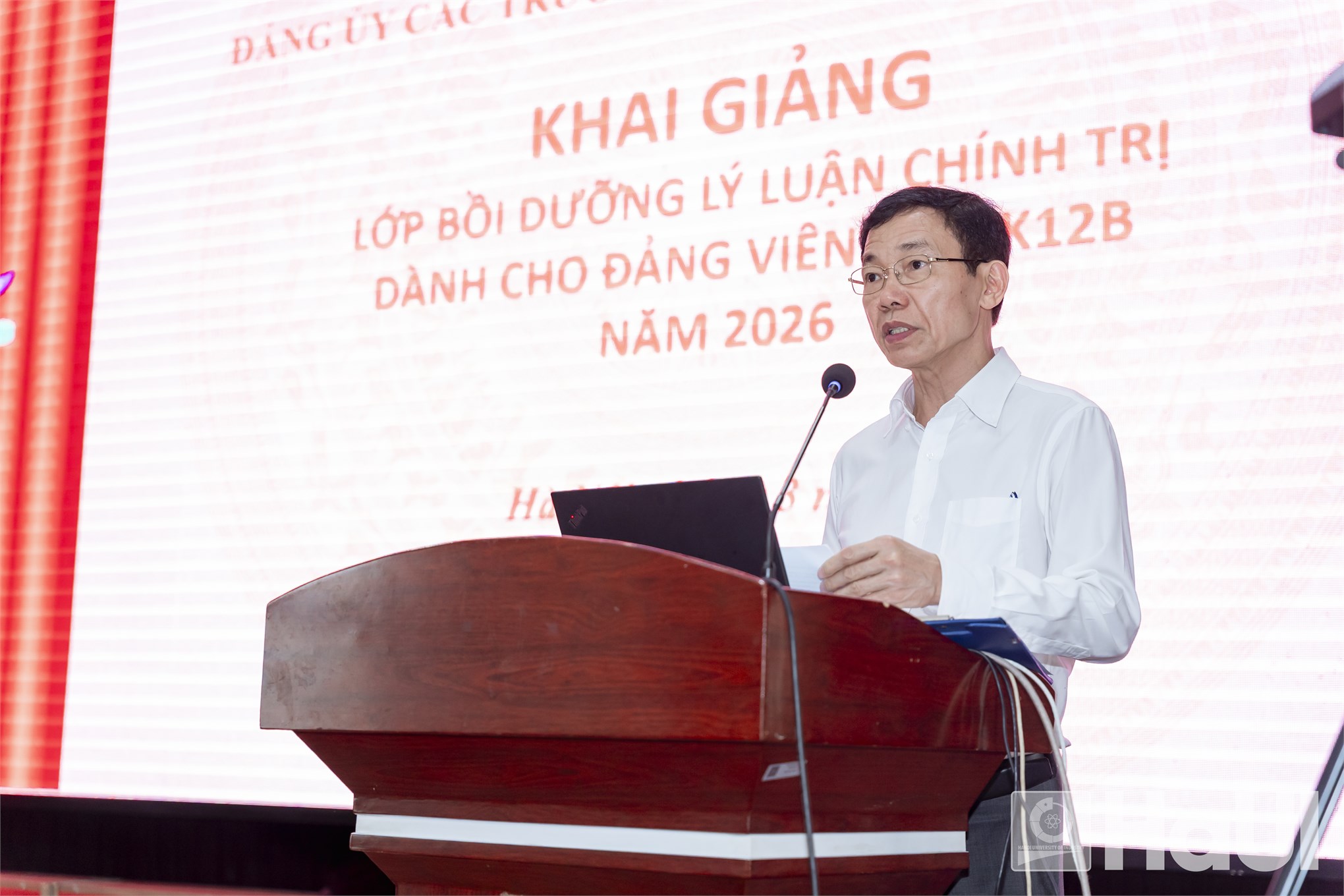 Khai giảng lớp bồi dưỡng lý luận chính trị cho đảng viên mới năm 2026