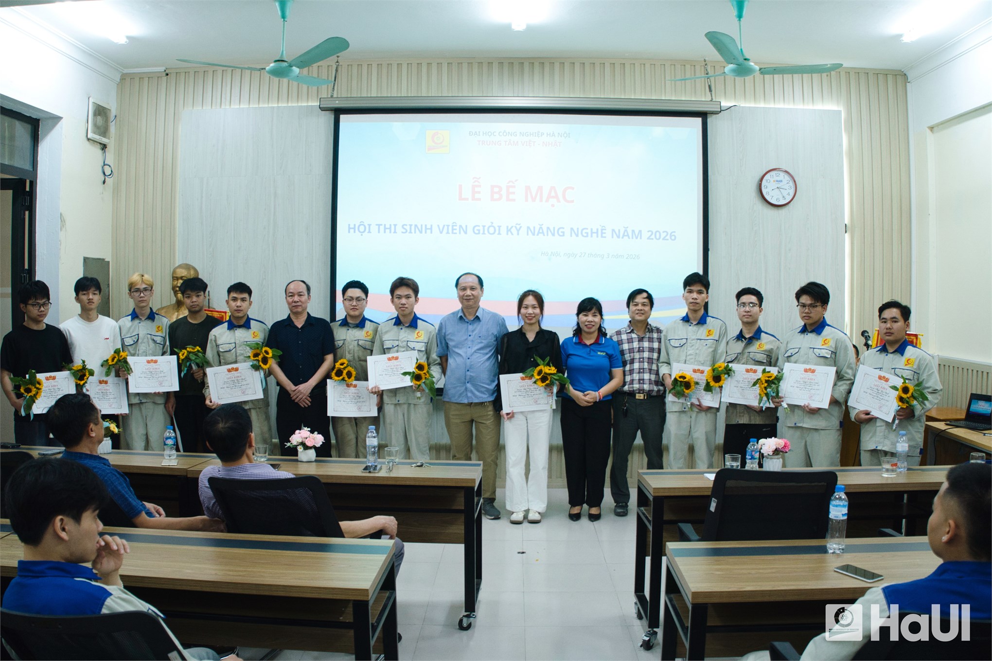 Hội thi Sinh viên giỏi kỹ năng nghề 2026: Dấu ấn từ những điểm số tuyệt đối