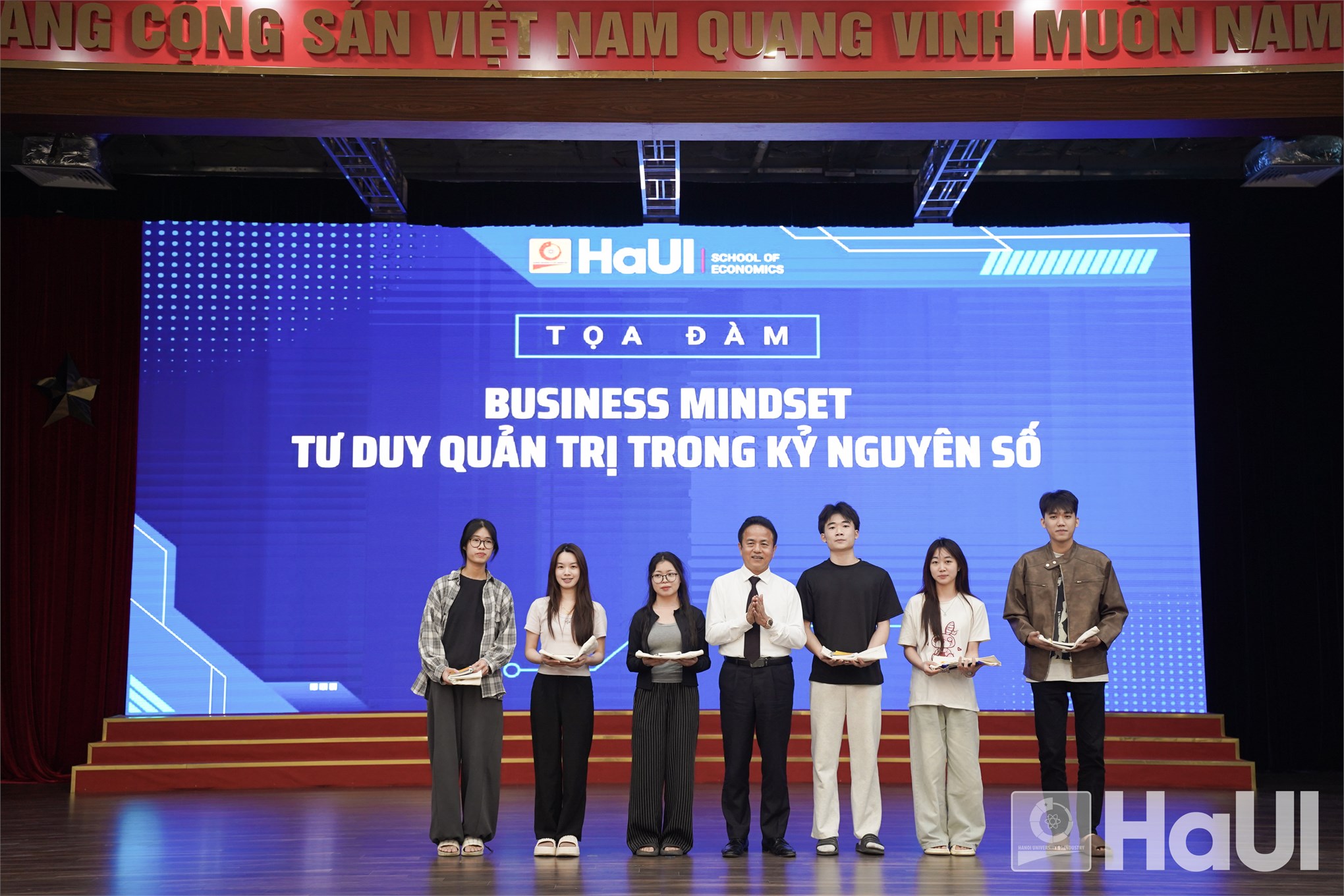 Business Mindset – Tư duy quản trị trong kỷ nguyên số: Từ nhận thức đến hành động