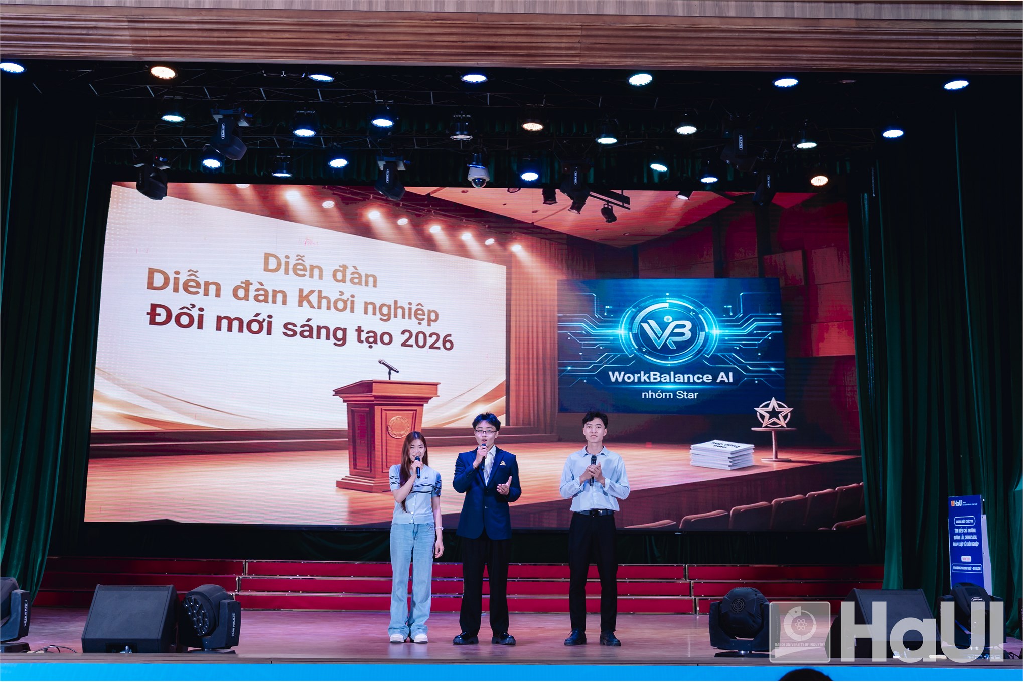 Sôi động Chung kết Cuộc thi `Tìm hiểu chủ trương, đường lối, chính sách, pháp luật về Khởi nghiệp` 2026