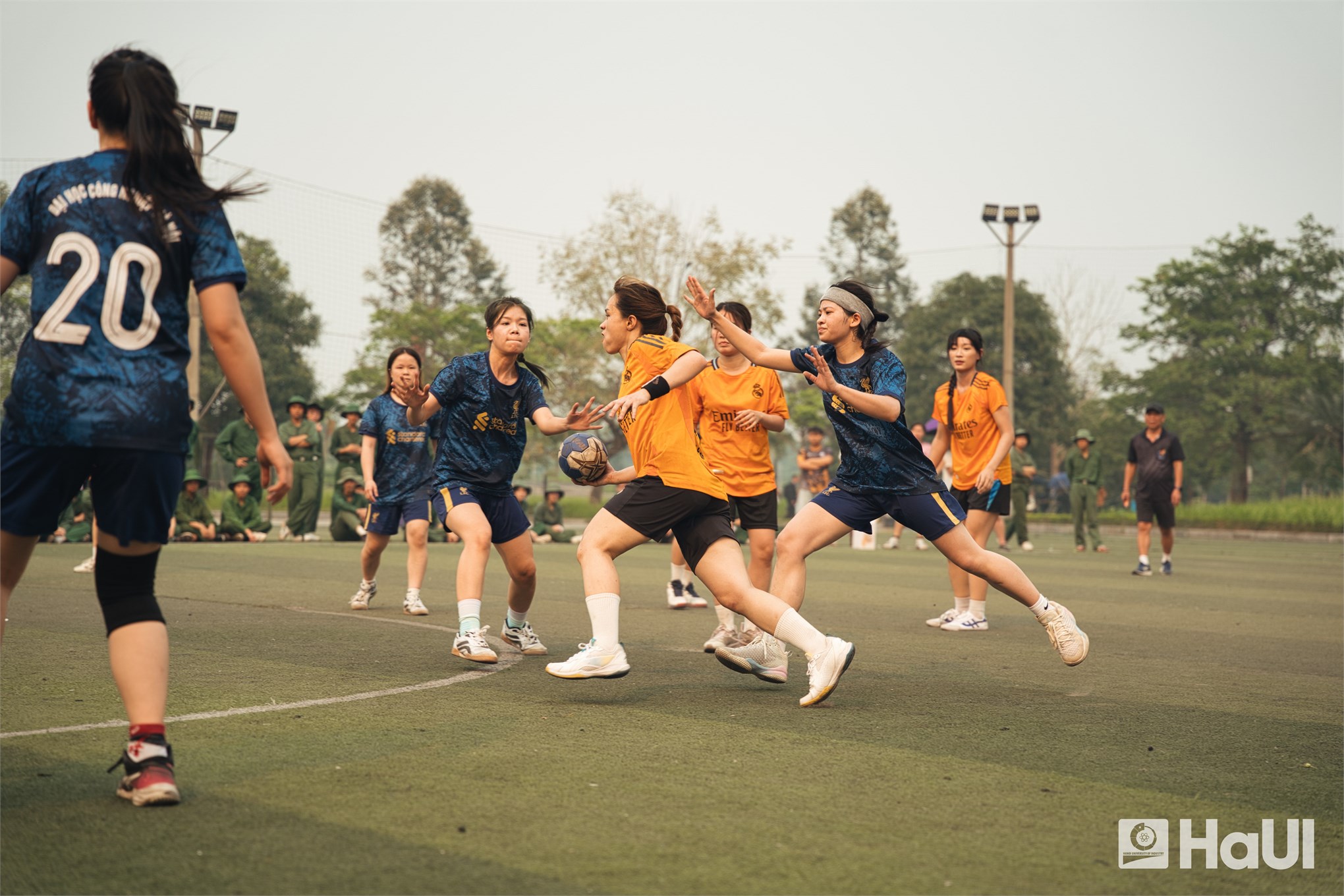 Tranh tài kịch tính tại Giải bóng ném cán bộ, giảng viên và sinh viên Hà Nội mở rộng năm 2026