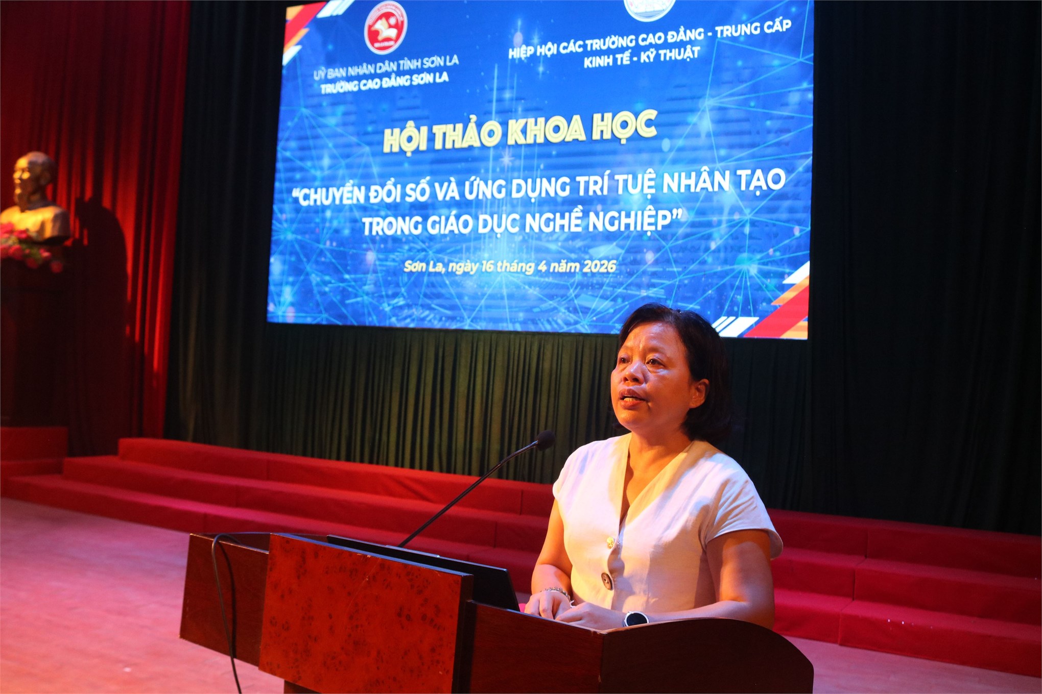 [cdsonla] Hội thảo Khoa học: `Chuyển đổi số và ứng dụng trí tuệ nhân tạo trong giáo dục nghề nghiệp`- Diễn đàn kết nối tri thức và định hướng tương lai giáo dục