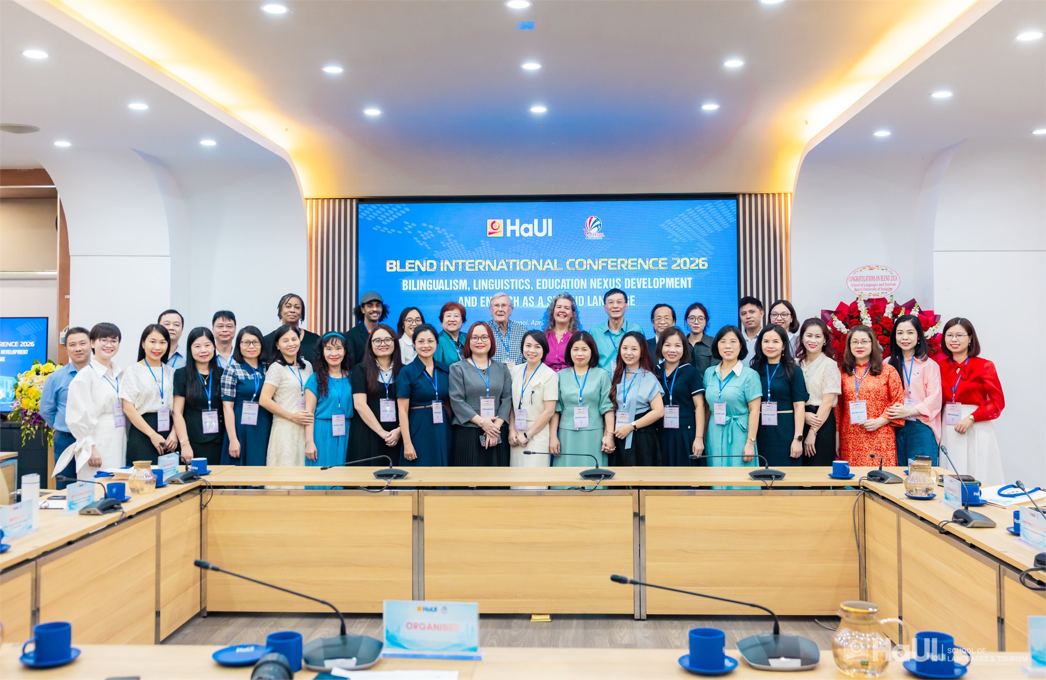 Đưa tiếng Anh trở thành ngôn ngữ thứ hai: Thúc đẩy từ học thuật, đột phá từ công nghệ