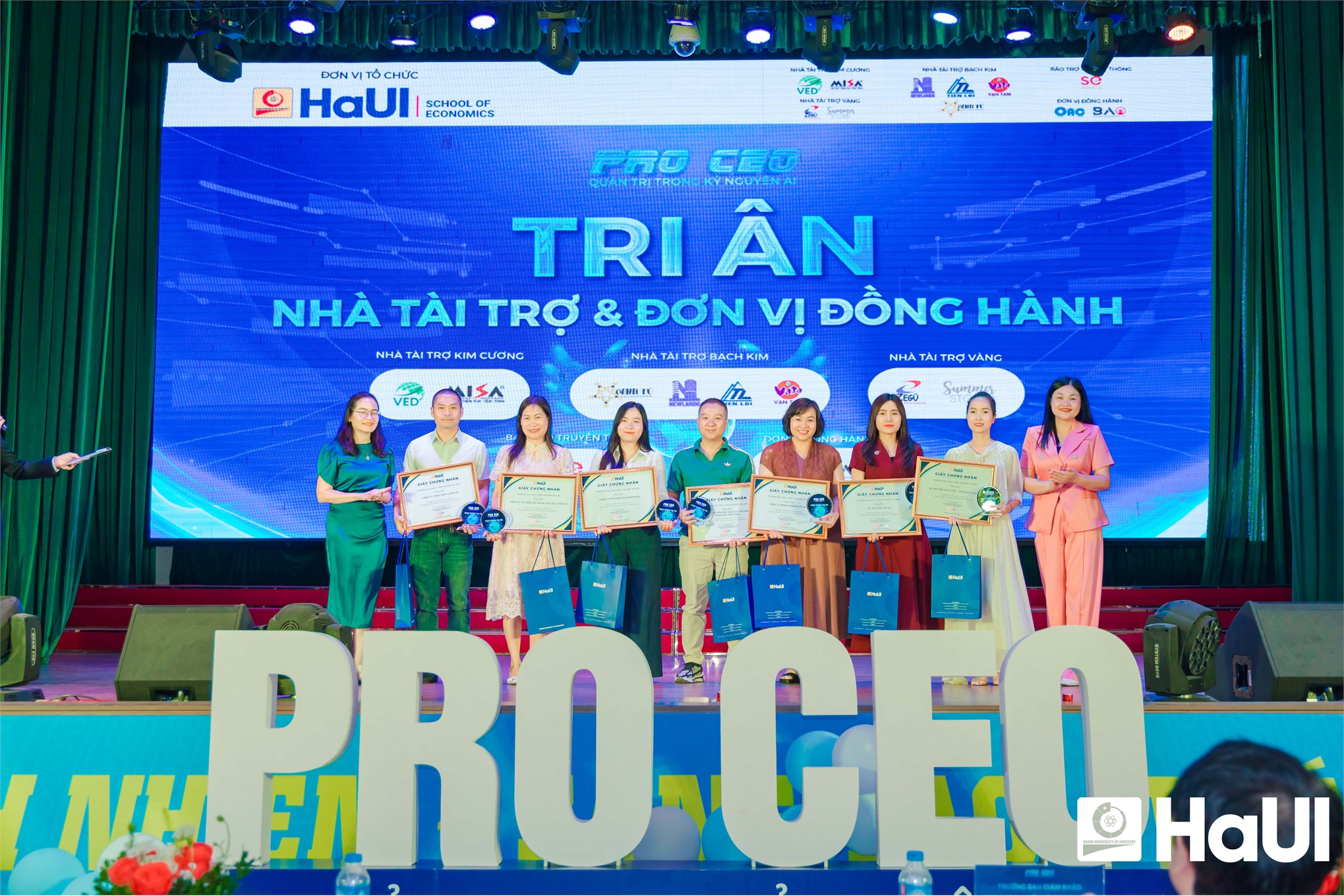 Sức nóng PRO CEO 2026: Đêm hội của bản lĩnh, trí tuệ và khát vọng Gen Z