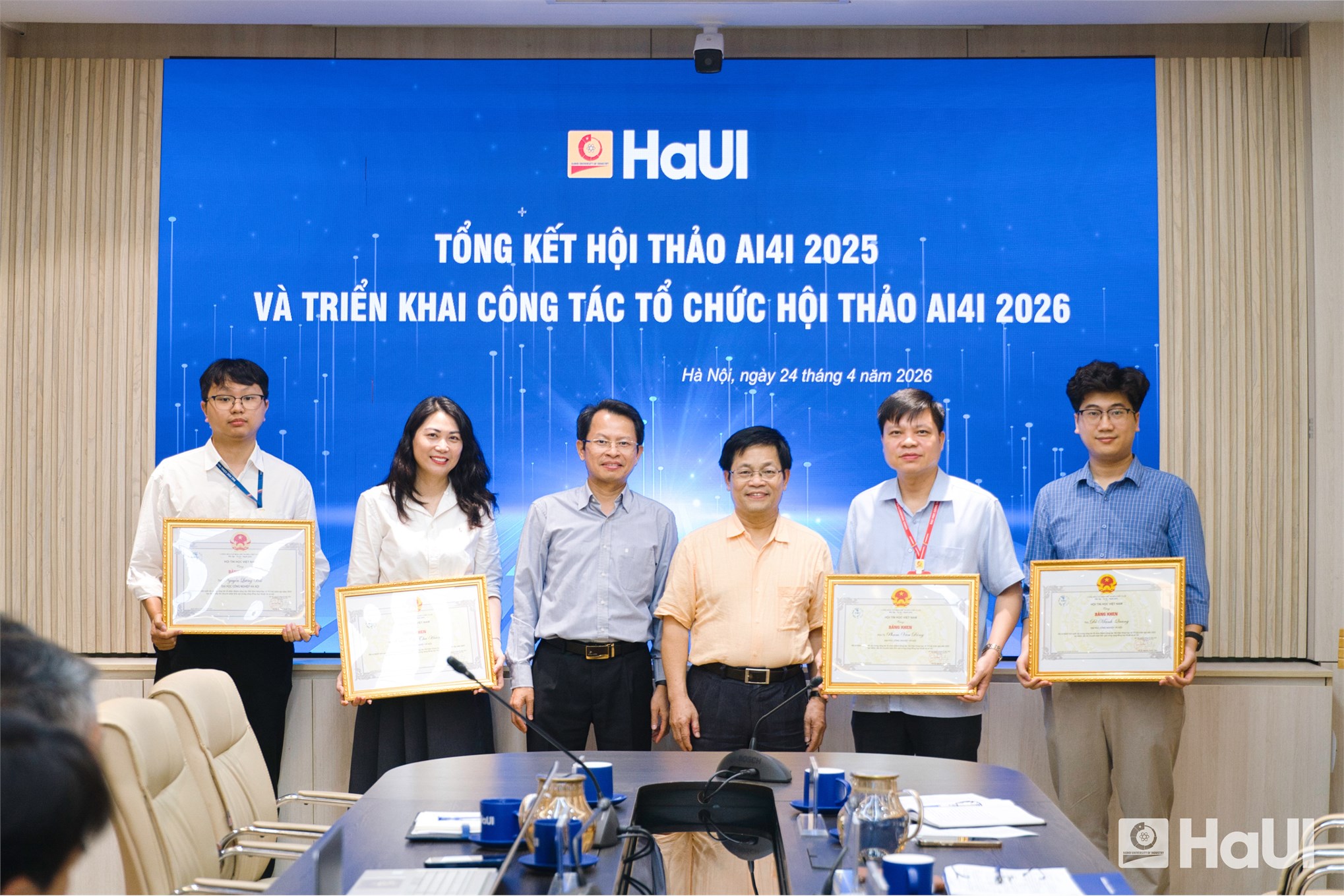 Tổng kết AI4Industry 2025 và hướng tới AI4Industry 2026: HaUI dẫn dắt mạng lưới ứng dụng AI trong công nghiệp
