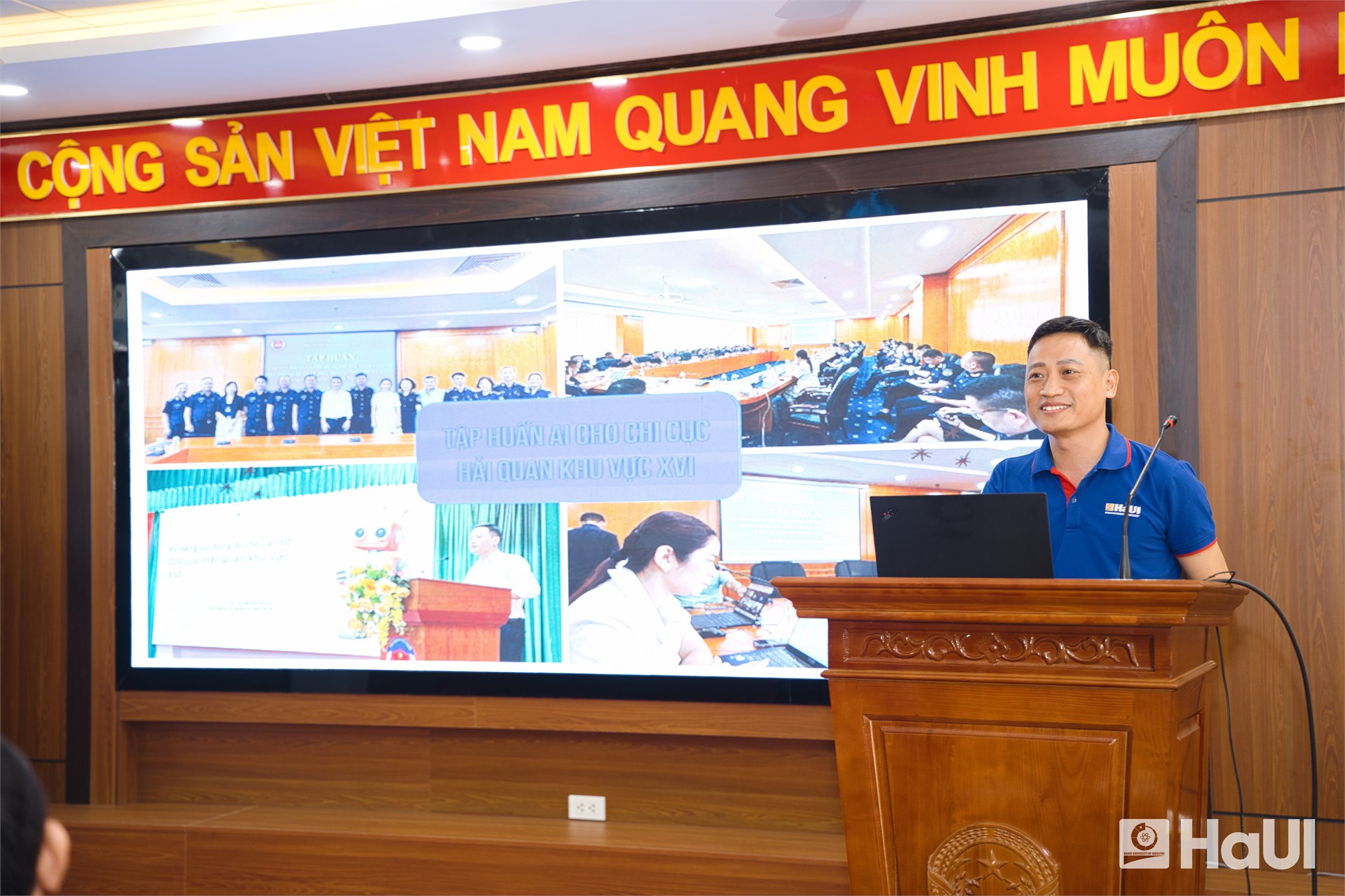 Khơi dậy khát vọng kỷ nguyên số: Đại học Công nghiệp Hà Nội mang Ngày hội STEM - Robotic - AI đến vùng Đất Tổ