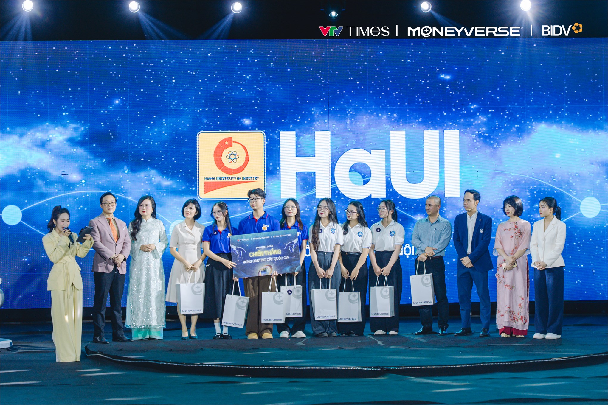 Sinh viên Trường Kinh tế HaUI bứt phá vào Tứ kết cuộc thi tài chính toàn quốc “The Moneyverse - Vũ trụ đồng tiền”