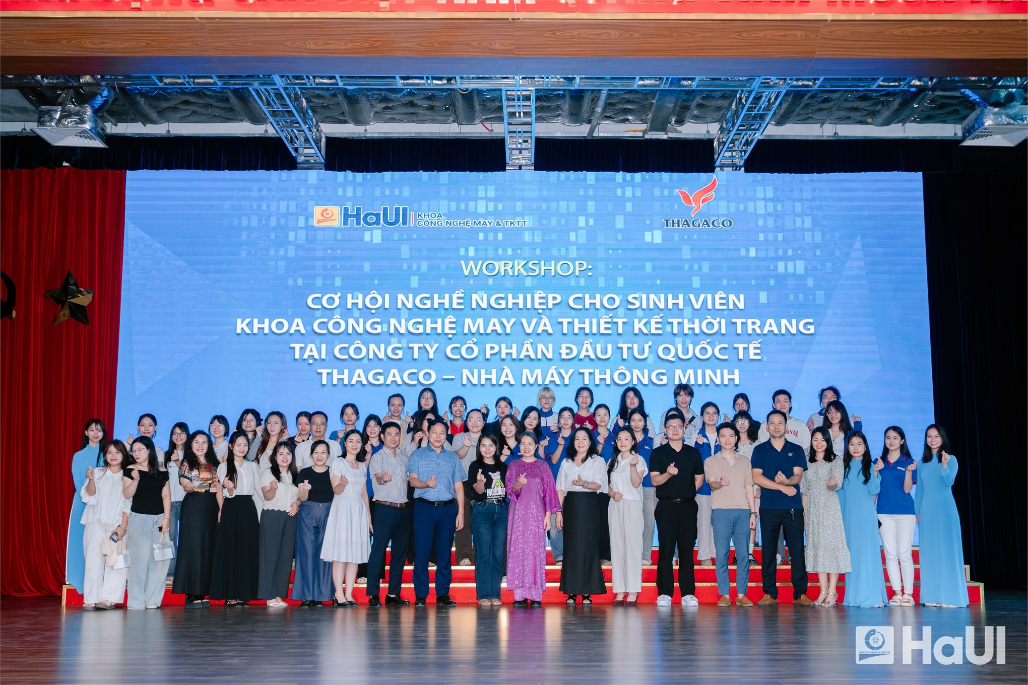 Sinh viên Khoa Công nghệ May và Thiết kế thời trang: Workshop cơ hội nghề nghiệp cùng Công ty Cổ phần Đầu tư Quốc tế Thagaco