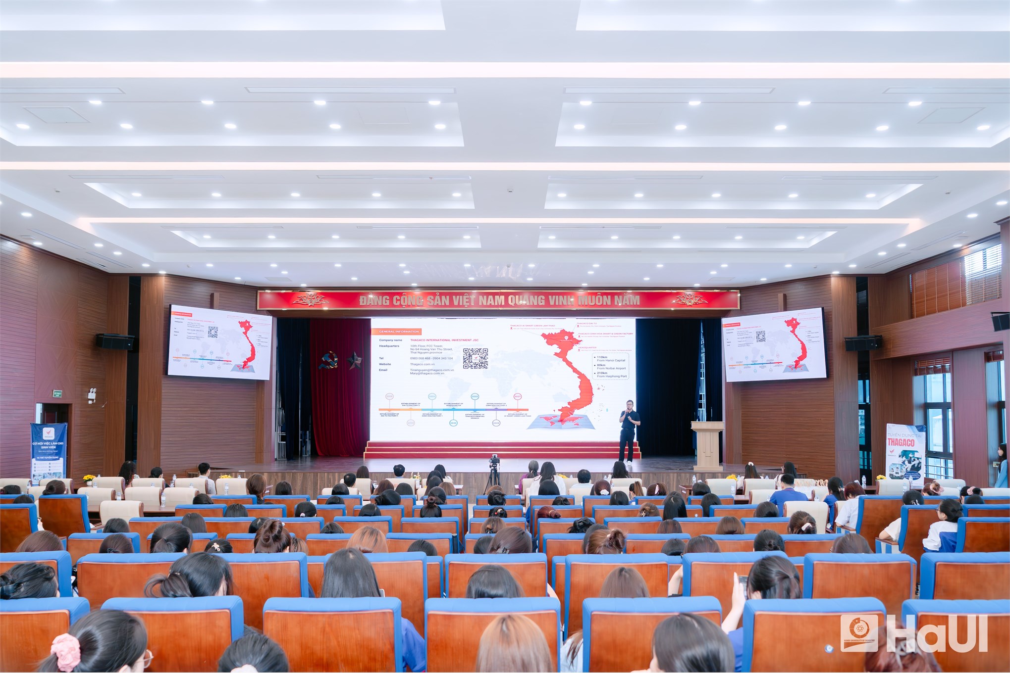 Sinh viên Khoa Công nghệ May và Thiết kế thời trang: Workshop cơ hội nghề nghiệp cùng Công ty Cổ phần Đầu tư Quốc tế Thagaco