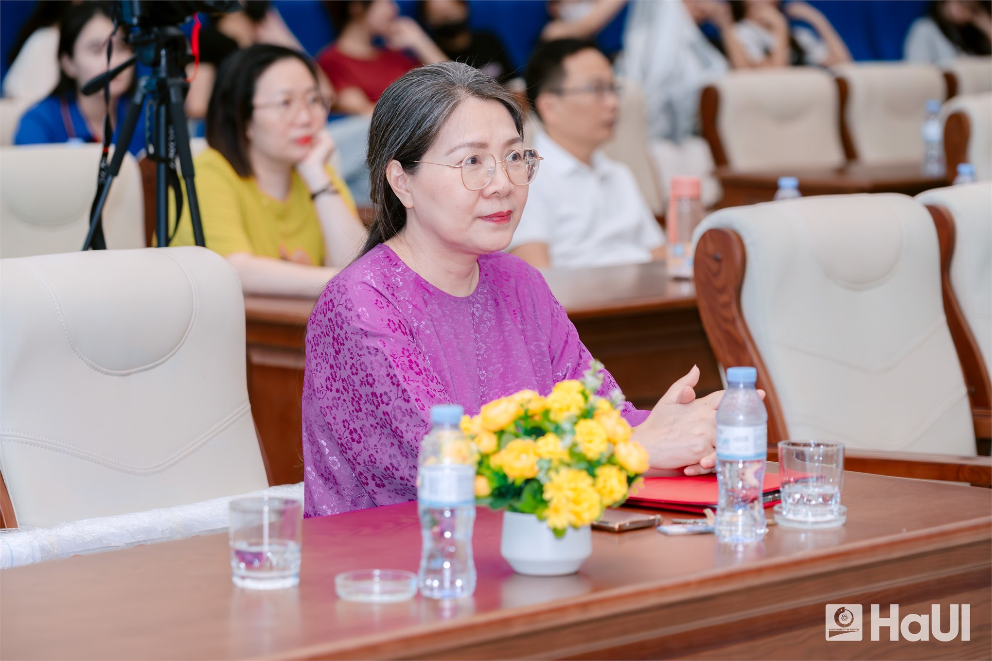 Sinh viên Khoa Công nghệ May và Thiết kế thời trang: Workshop cơ hội nghề nghiệp cùng Công ty Cổ phần Đầu tư Quốc tế Thagaco