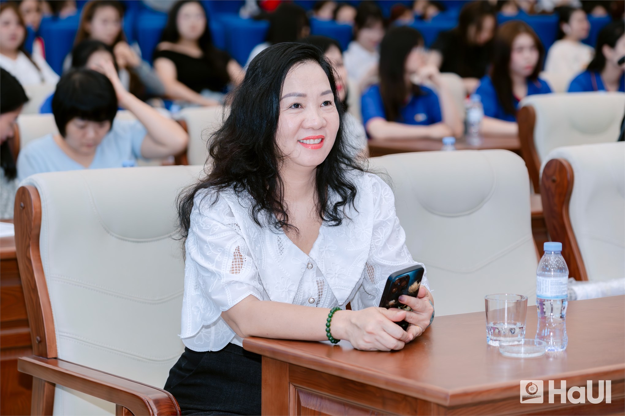 Sinh viên Khoa Công nghệ May và Thiết kế thời trang: Workshop cơ hội nghề nghiệp cùng Công ty Cổ phần Đầu tư Quốc tế Thagaco