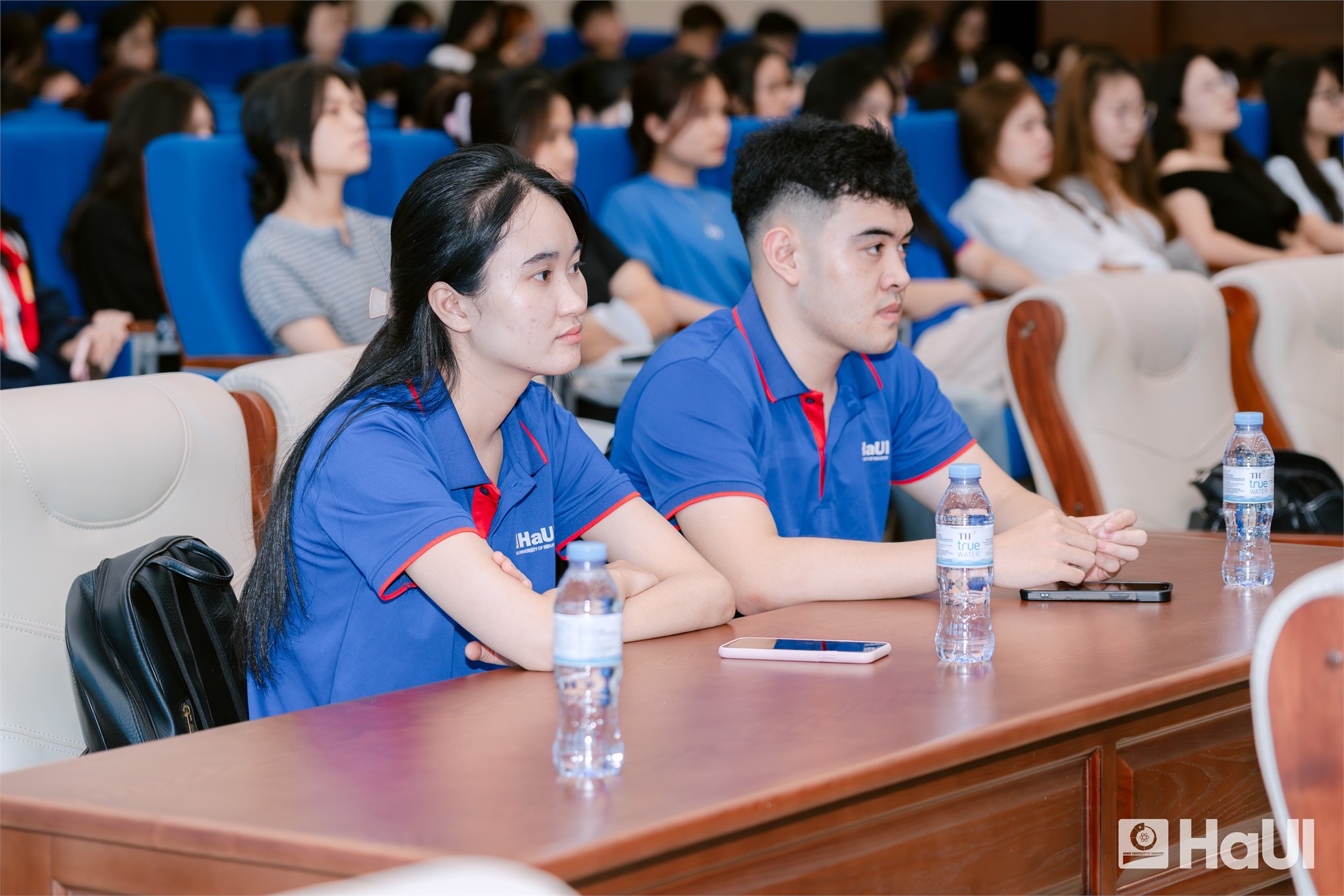 Sinh viên Khoa Công nghệ May và Thiết kế thời trang: Workshop cơ hội nghề nghiệp cùng Công ty Cổ phần Đầu tư Quốc tế Thagaco