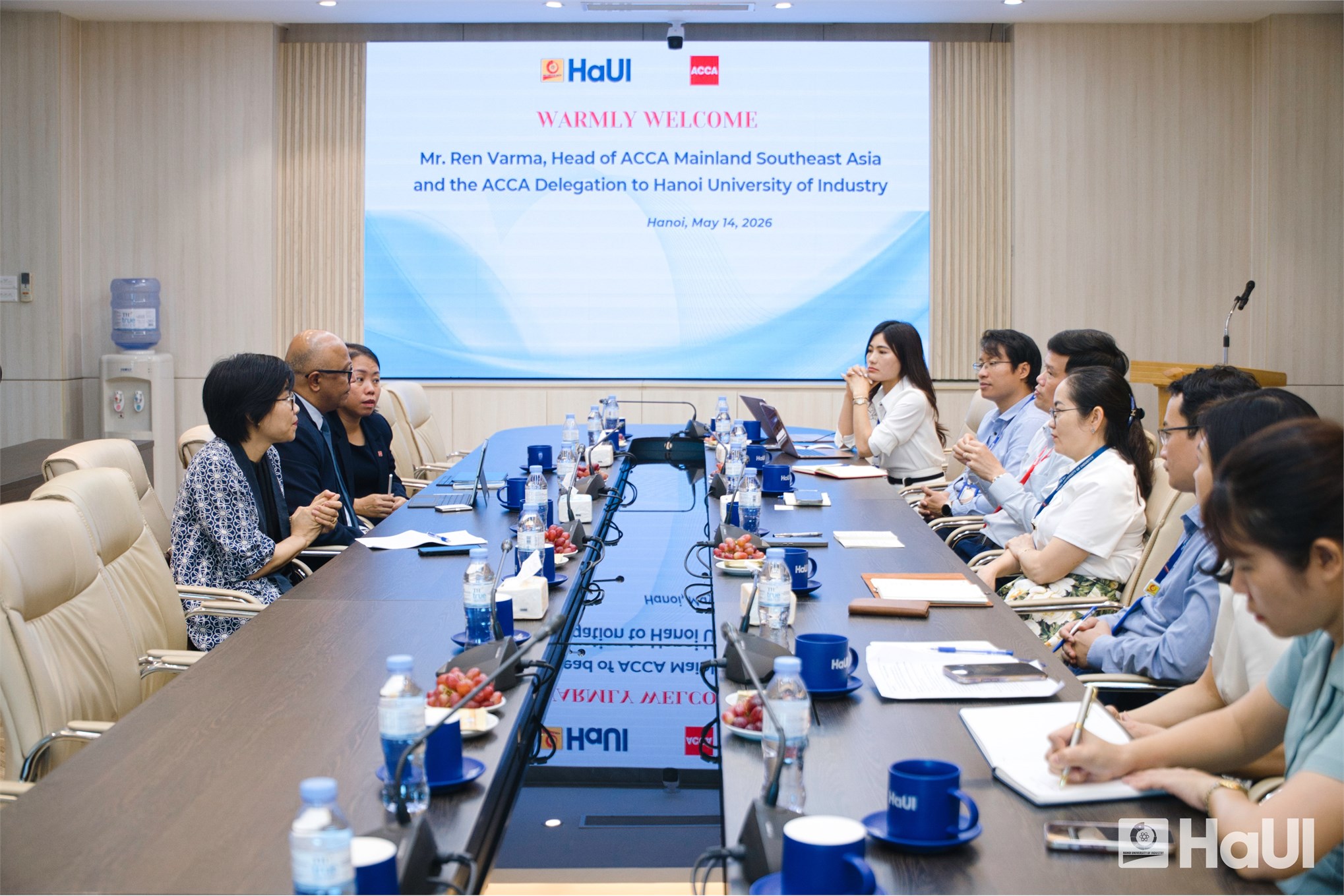 Đại học Công nghiệp Hà Nội làm việc với Giám đốc ACCA khu vực Đông Nam Á lục địa