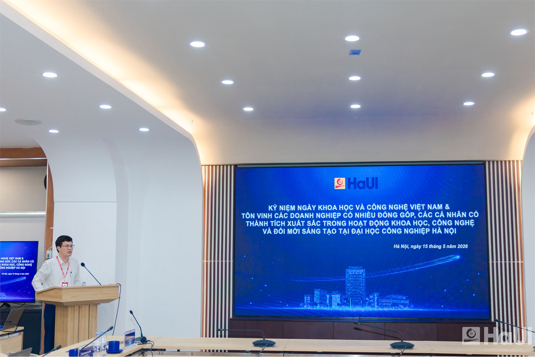 Kỷ niệm Ngày Khoa học và Công nghệ Việt Nam: HaUI tôn vinh các nhà khoa học và doanh nghiệp với nhiều đóng góp xuất sắc