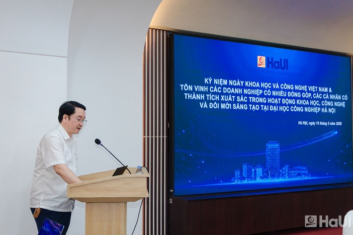 [tapchicongthuong] Đại học công nghiệp Hà Nội thúc đẩy nghiên cứu thực chất, gắn khoa học công nghệ với doanh nghiệp
