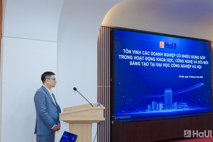 [tapchicongthuong] Đại học công nghiệp Hà Nội thúc đẩy nghiên cứu thực chất, gắn khoa học công nghệ với doanh nghiệp