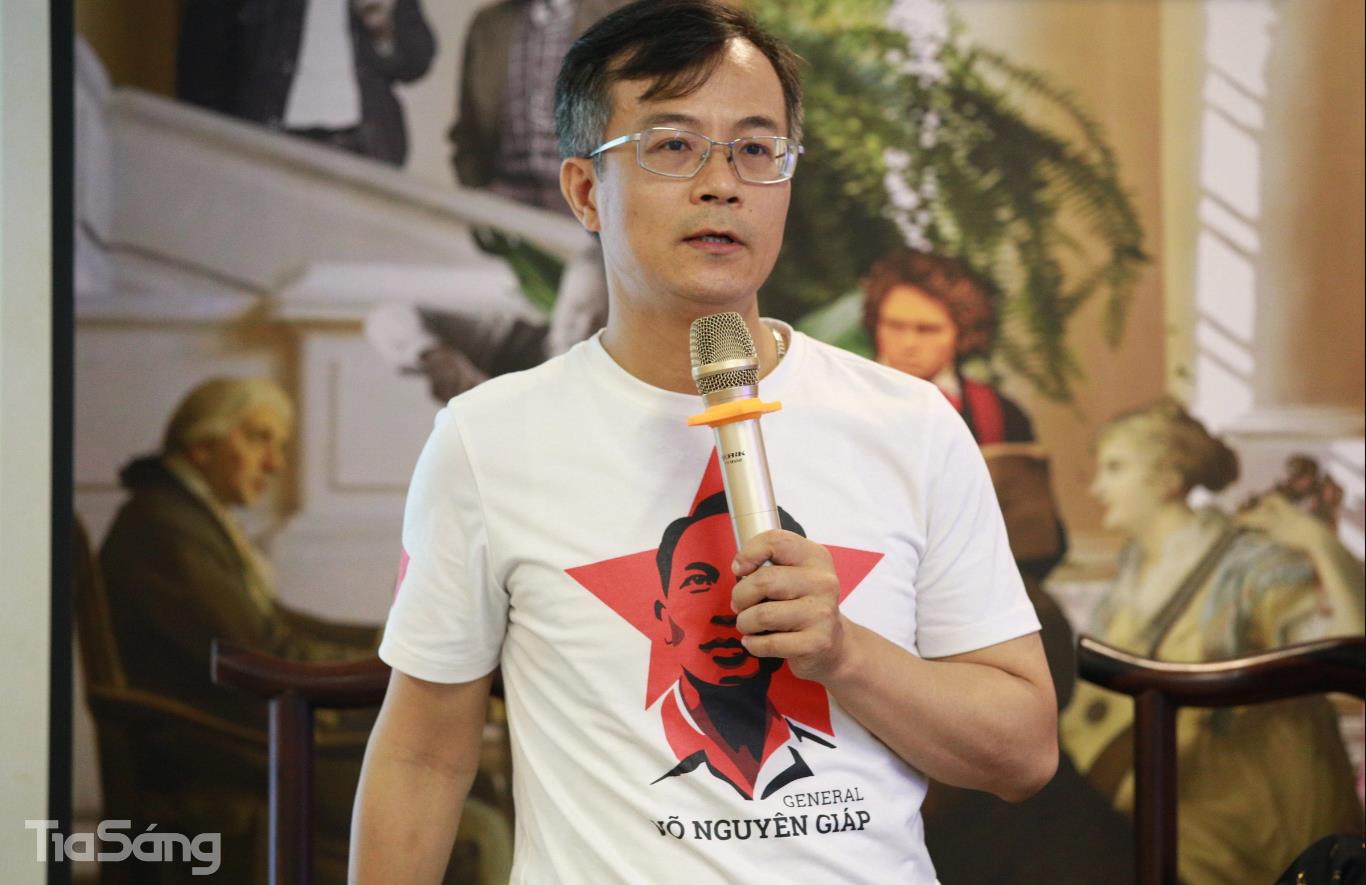 [tiasang] 'Suốt mấy ngàn năm, người Việt luôn tìm cách cập nhật những công nghệ mới nhất'