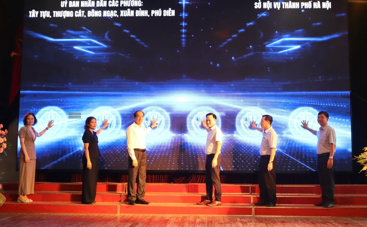 [taytuu] Ngày hội tư vấn, giao dịch việc làm - Cầu nối hiệu quả giữa người lao động và doanh nghiệp