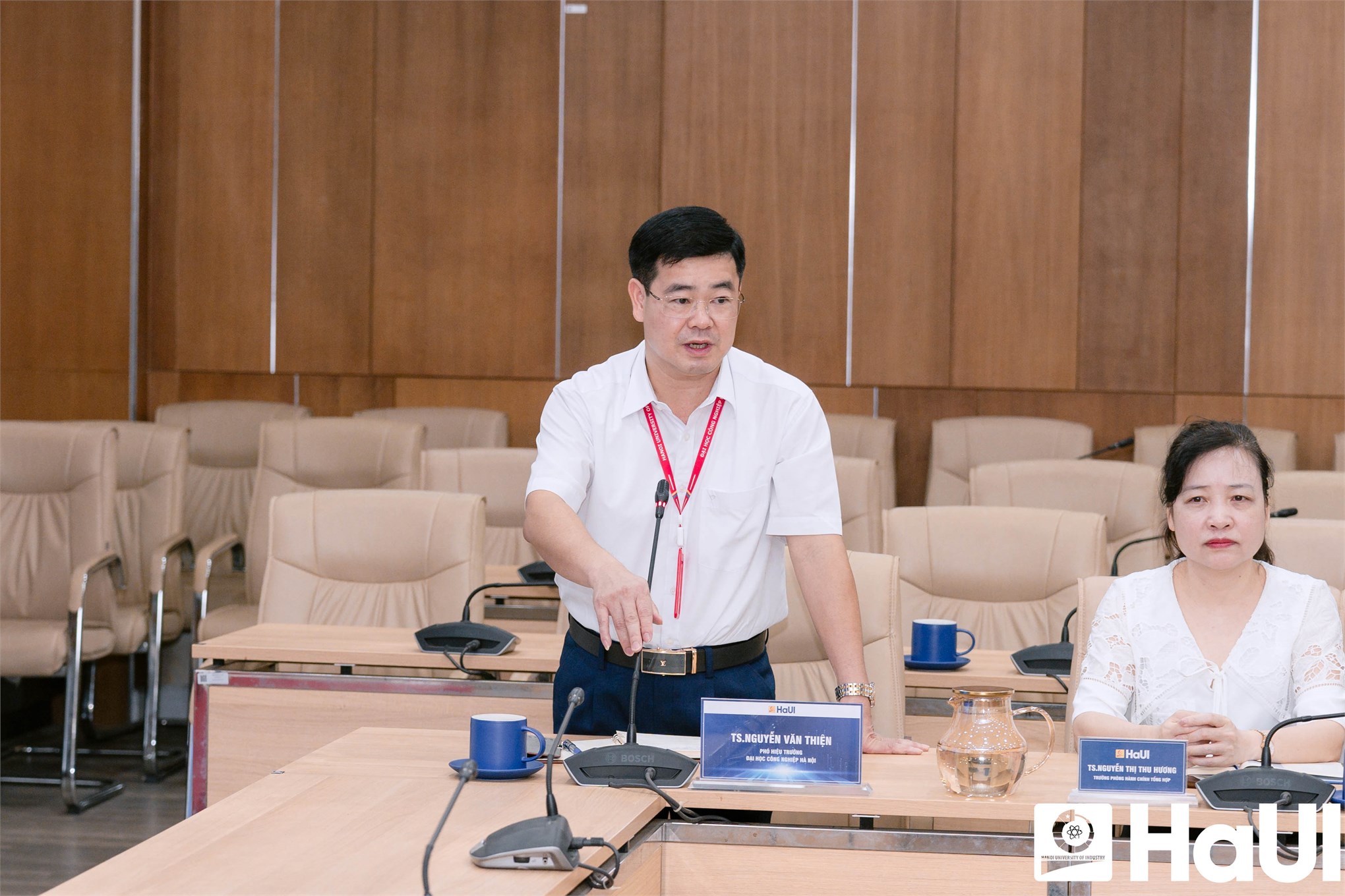 Đoàn công tác Bệnh viện Bạch Mai thăm và làm việc tại Đại học Công nghiệp Hà Nội: Chia sẻ kinh nghiệm xây dựng mô hình quản trị số