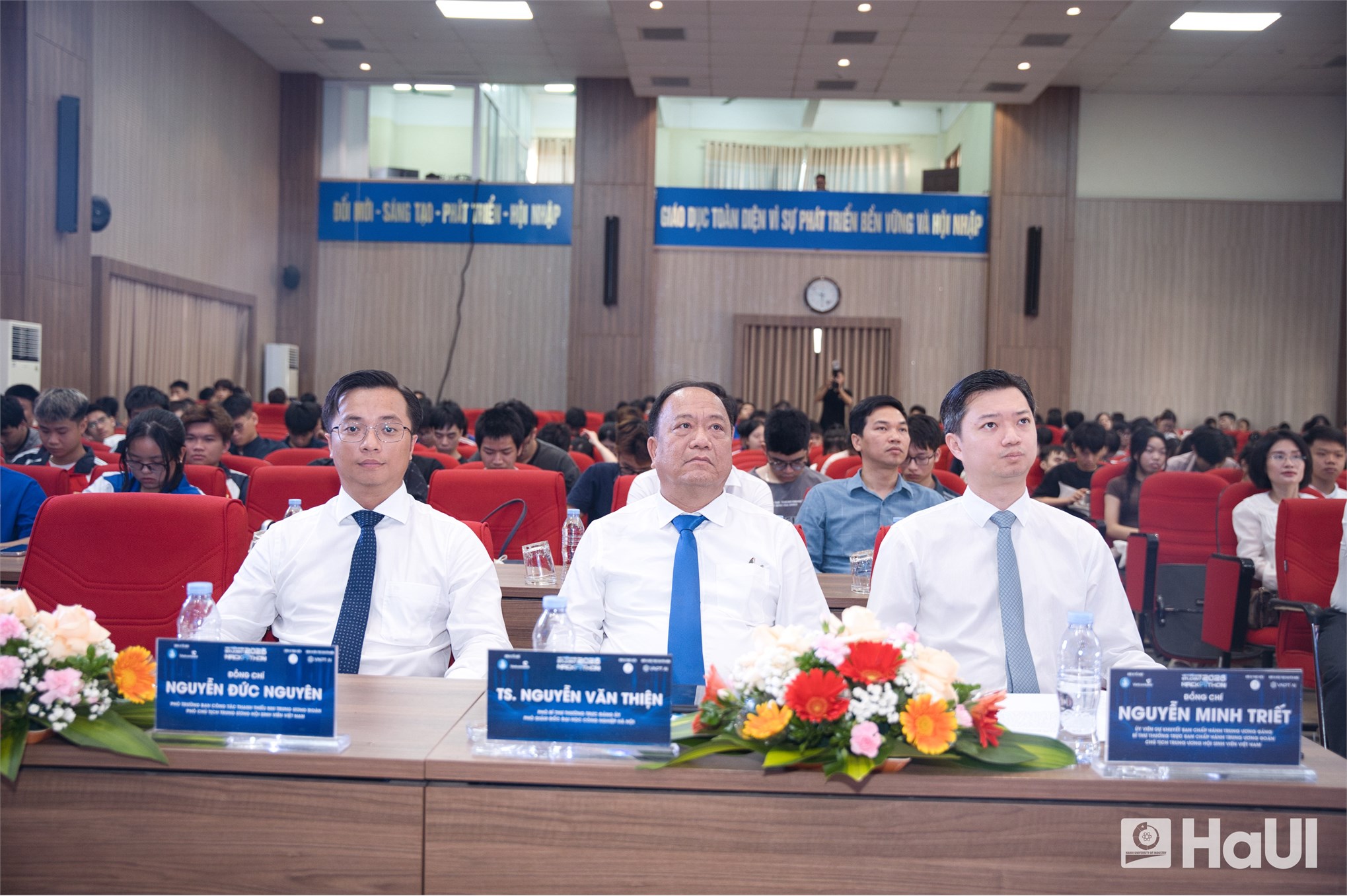 Khai mạc cuộc thi “Vietnamese Student HackAIthon 2026”: Khơi dậy tinh thần làm chủ AI của sinh viên Việt Nam