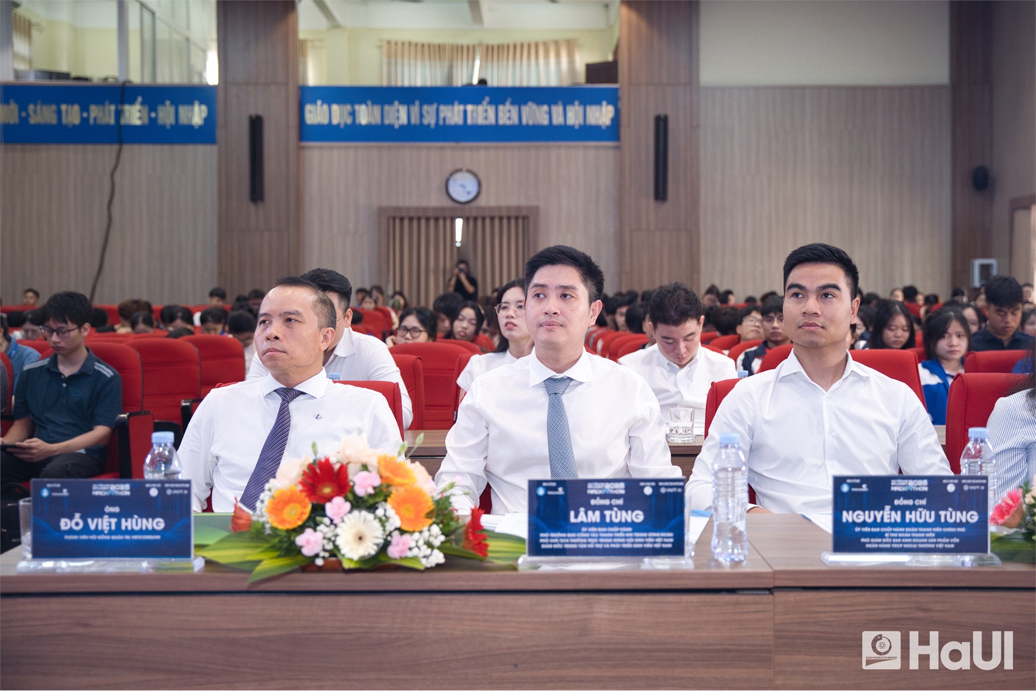 Khai mạc cuộc thi “Vietnamese Student HackAIthon 2026”: Khơi dậy tinh thần làm chủ AI của sinh viên Việt Nam