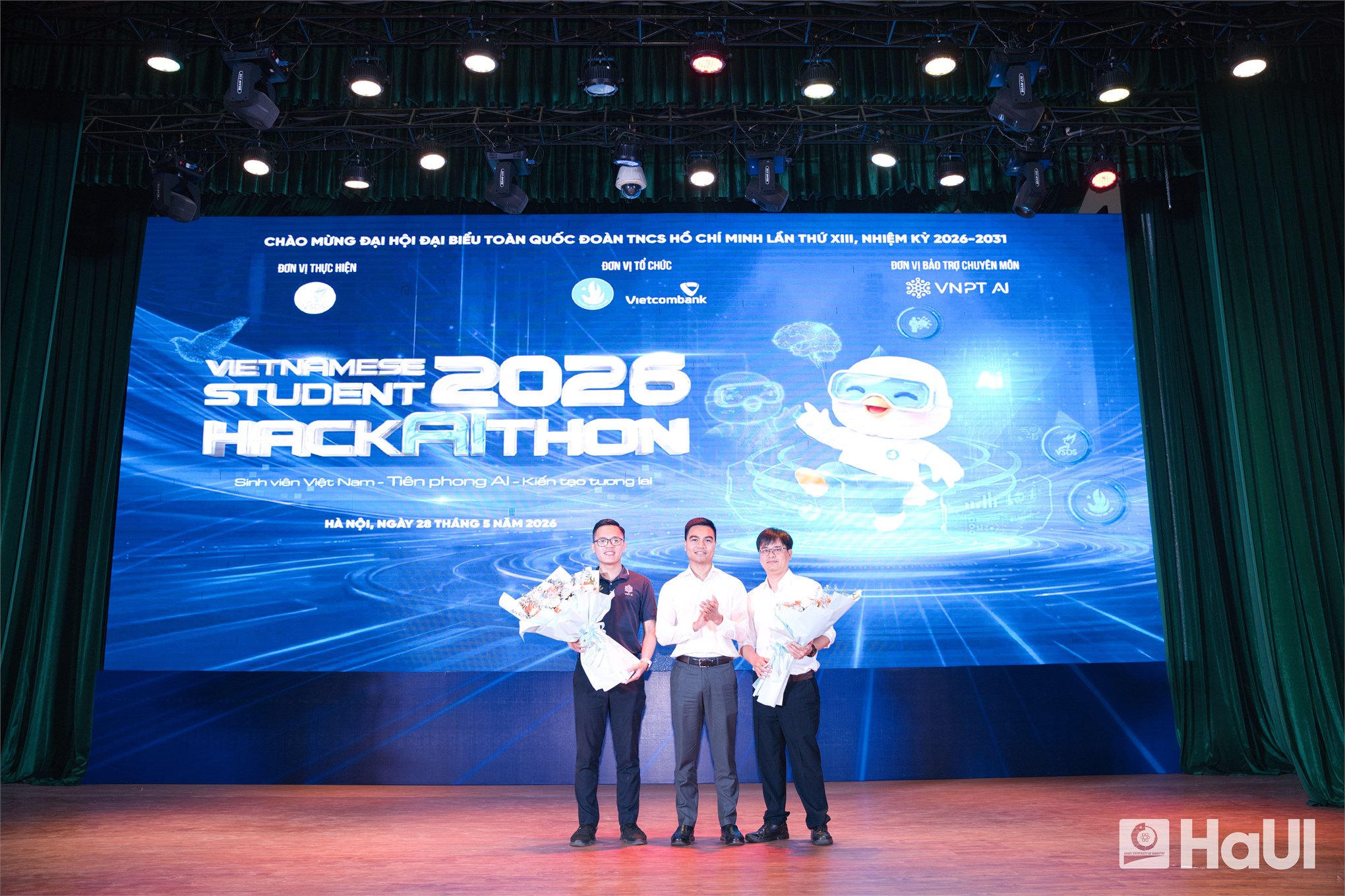 Khai mạc cuộc thi “Vietnamese Student HackAIthon 2026”: Khơi dậy tinh thần làm chủ AI của sinh viên Việt Nam