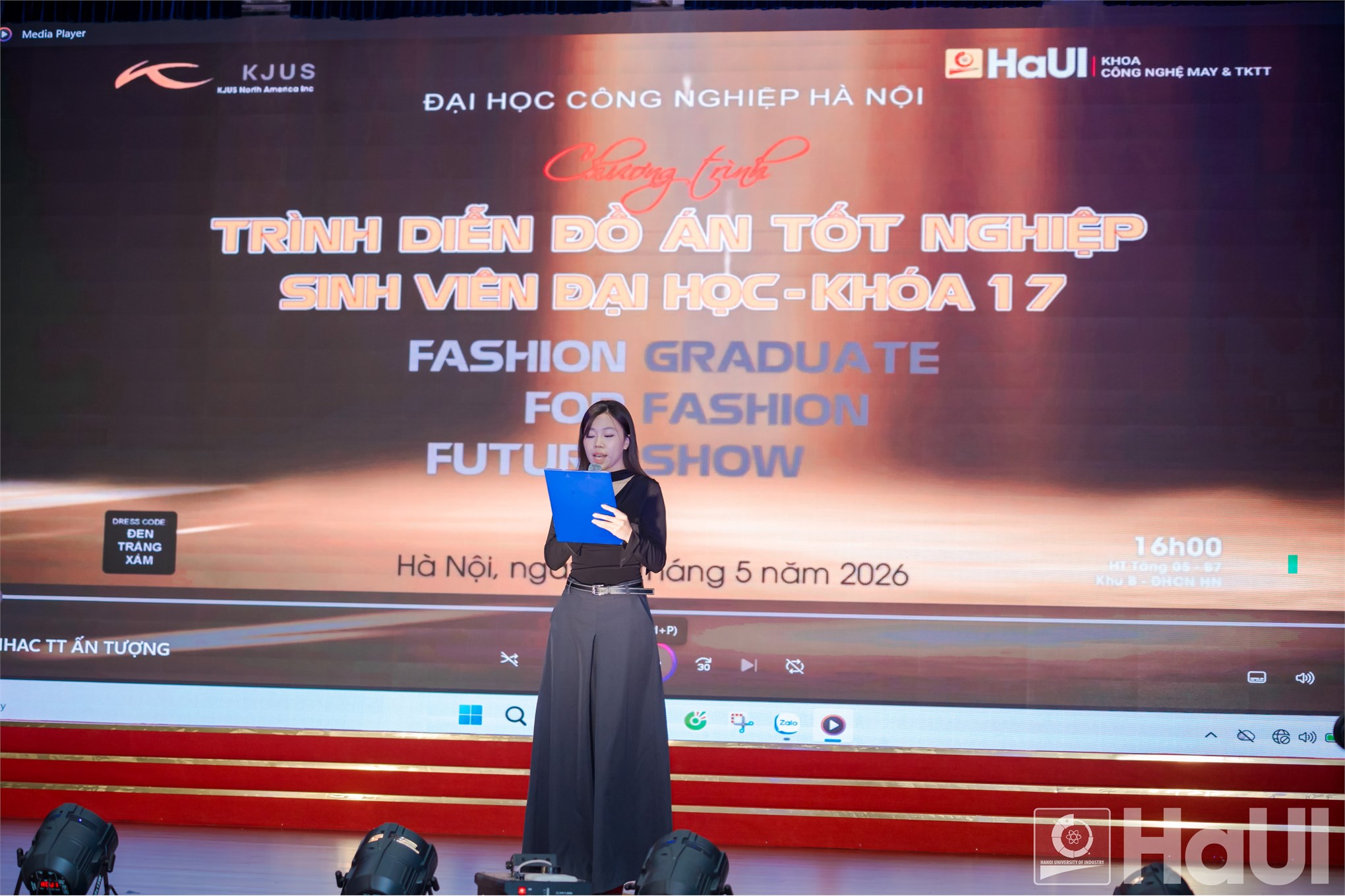 Đồ án cuối cùng, bộ sưu tập đầu tiên: Dấu mốc trưởng thành của sinh viên Khoa Công nghệ May và Thiết kế Thời trang