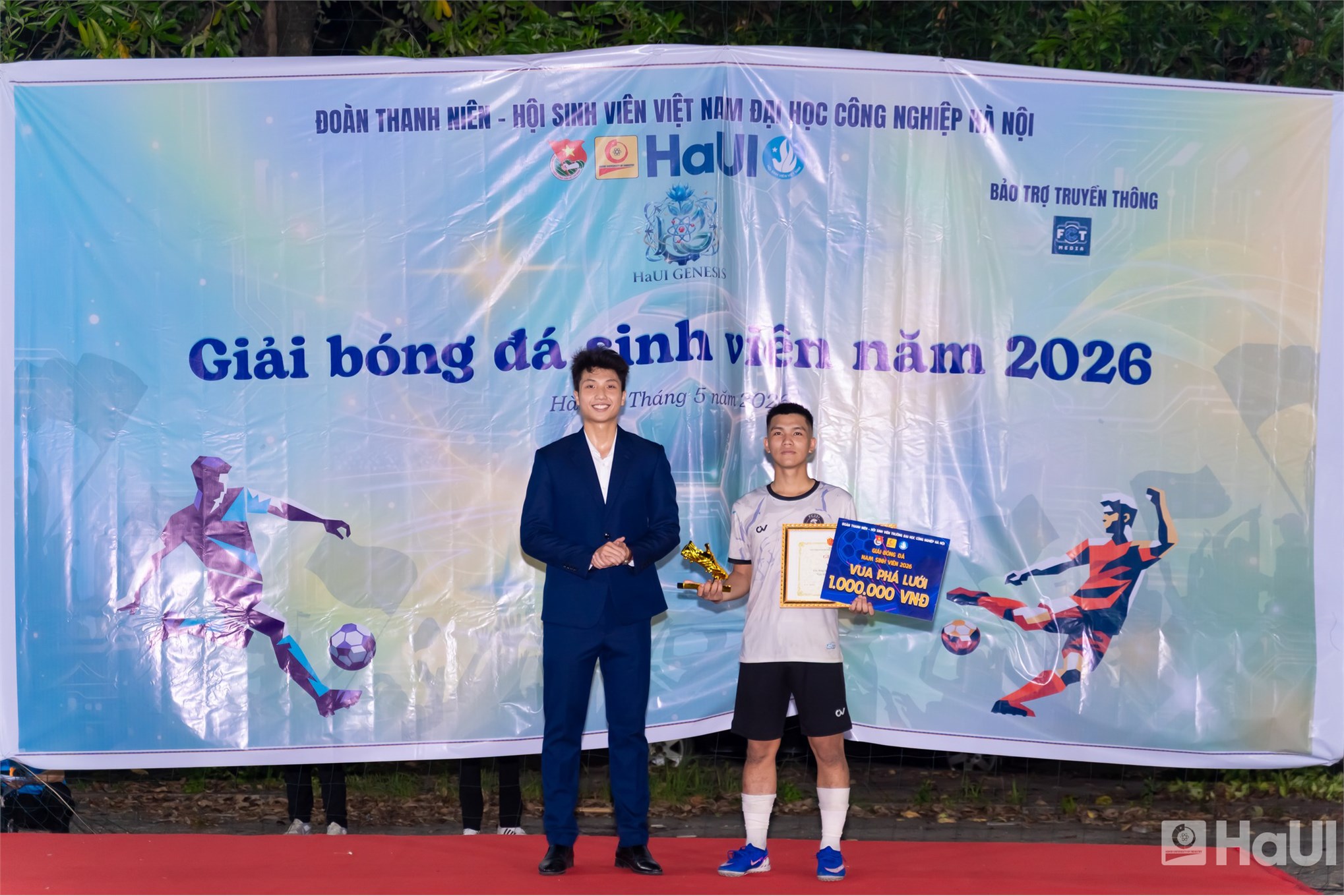 Bế mạc Giải bóng đá sinh viên HaUI 2026: Lan tỏa tinh thần thể thao và khát vọng tuổi trẻ