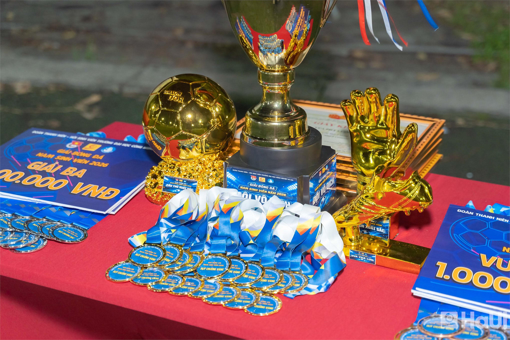 Bế mạc Giải bóng đá sinh viên HaUI 2026: Lan tỏa tinh thần thể thao và khát vọng tuổi trẻ