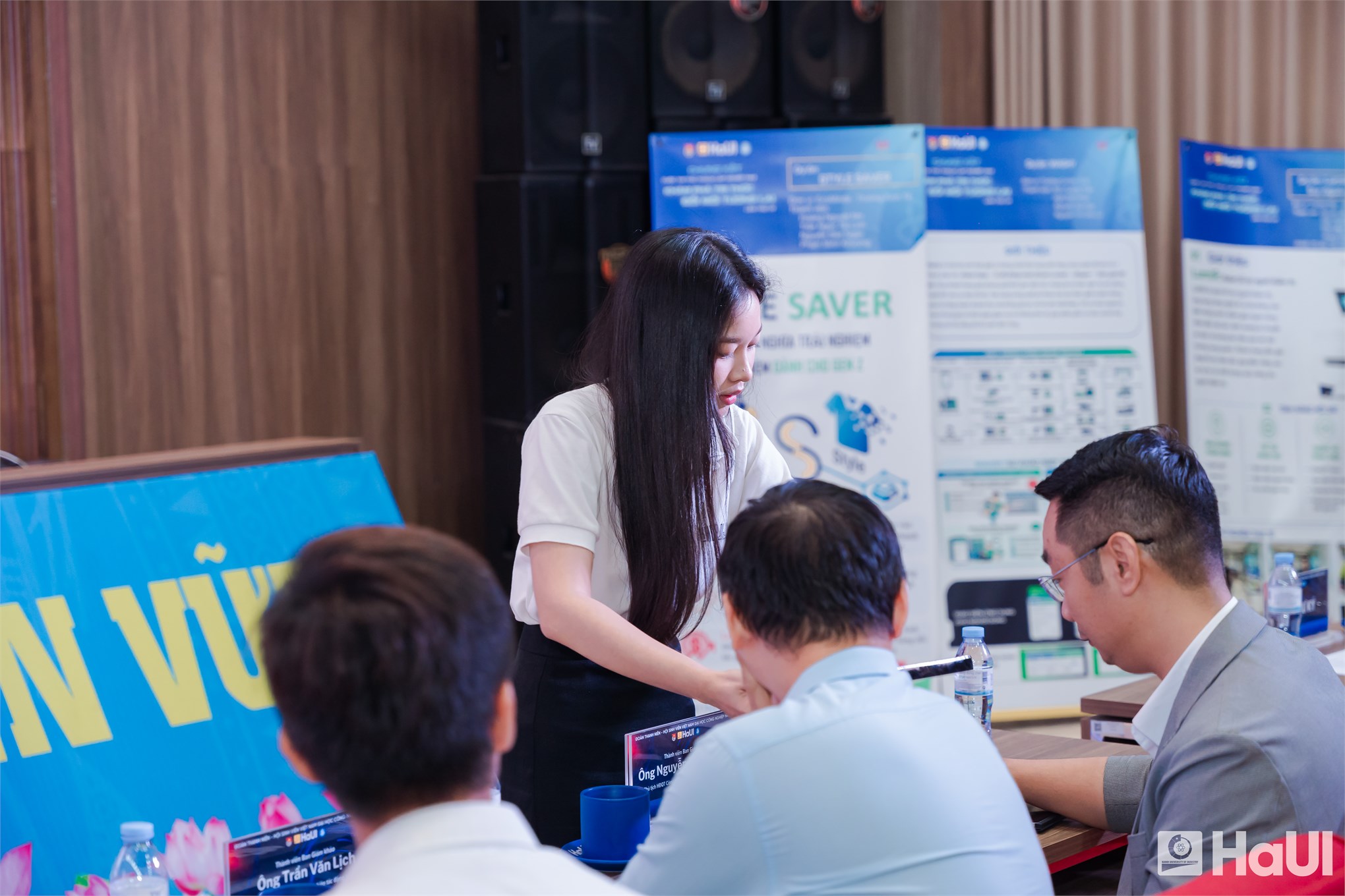 Dự án robot hỗ trợ người khiếm thị đạt giải Nhất cuộc thi “Thử thách lập nghiệp” HaUI lần thứ VII