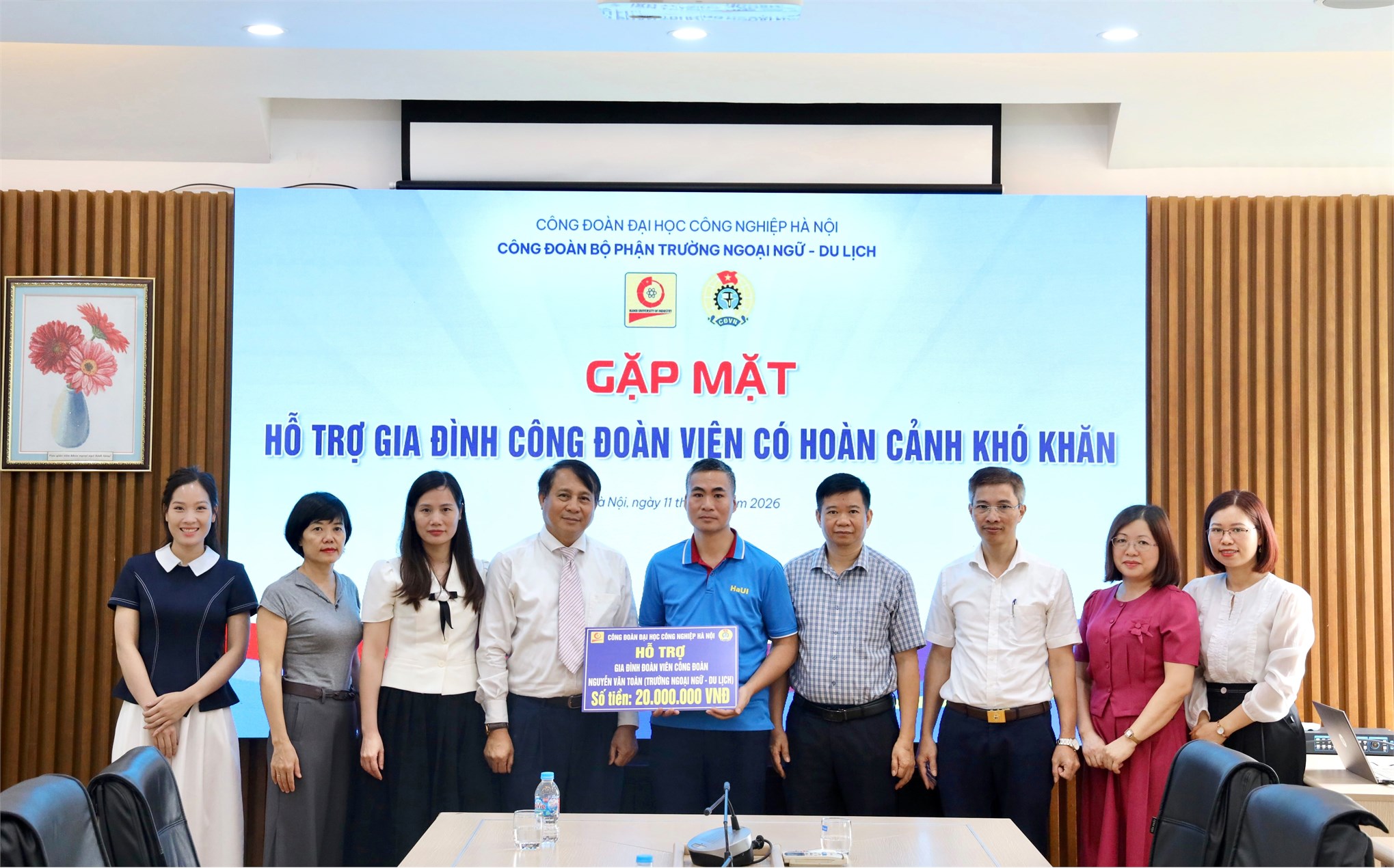 Công đoàn Đại học Công nghiệp Hà Nội gặp mặt, hỗ trợ công đoàn viên Nguyễn Văn Toàn có hoàn cảnh khó khăn
