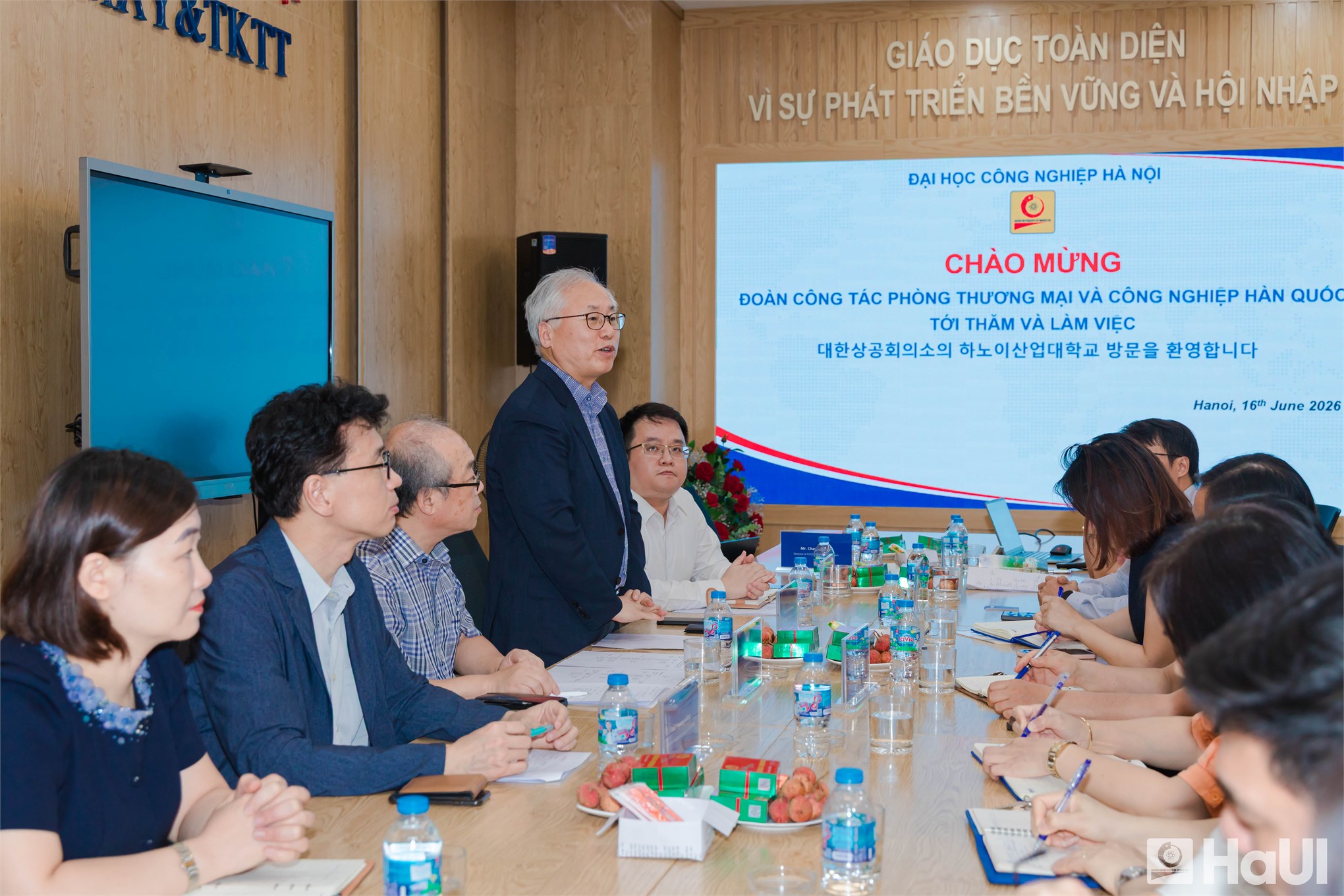 Mở rộng cơ hội việc làm tại Hàn Quốc cho sinh viên khoa Công nghệ Hóa