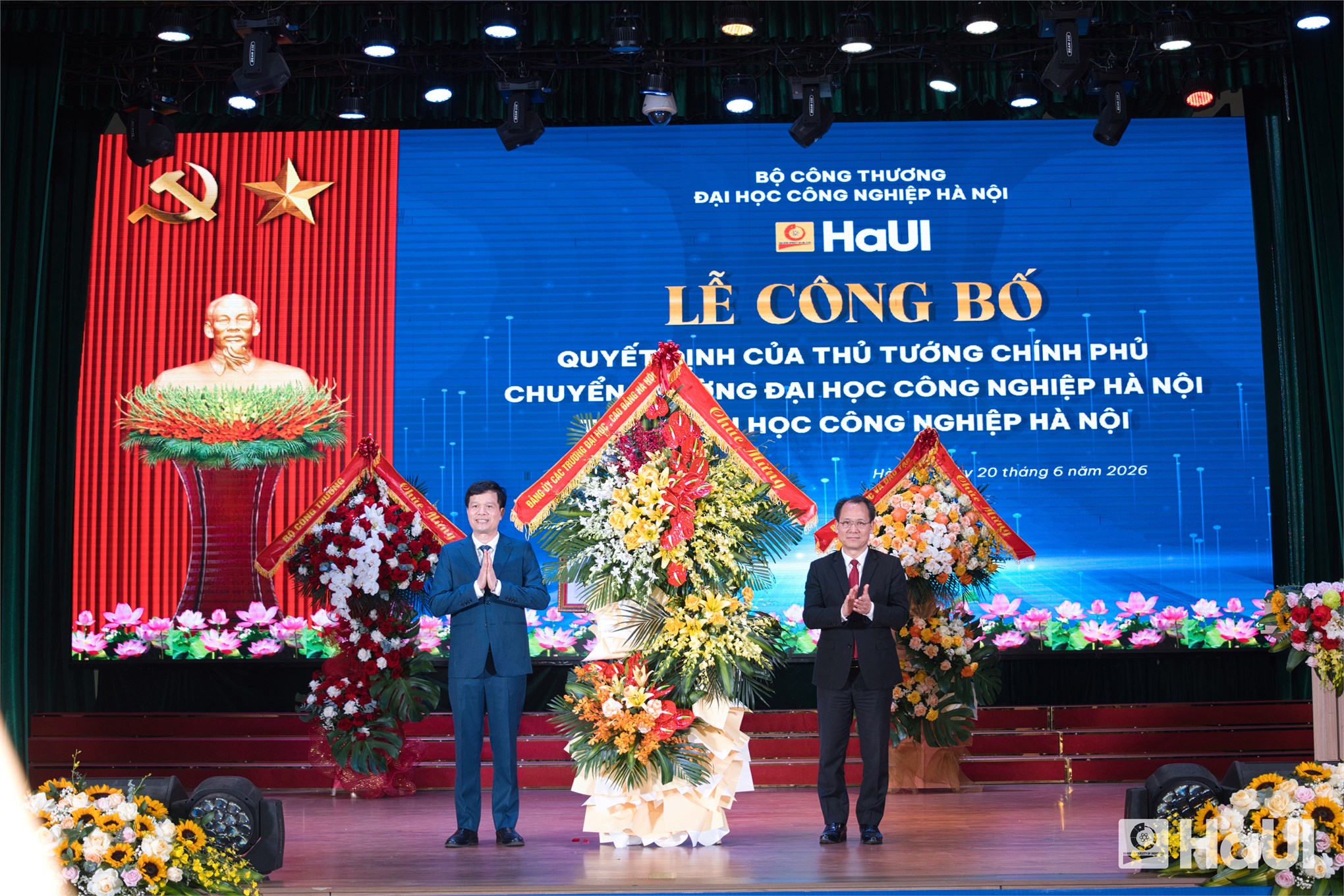 Bộ trưởng Bộ Công Thương Lê Mạnh Hùng: Đại học không chỉ là nơi đào tạo nhân lực, mà phải là nơi tạo ra tri thức mới, công nghệ mới, phương thức quản trị mới và giá trị mới cho xã hội