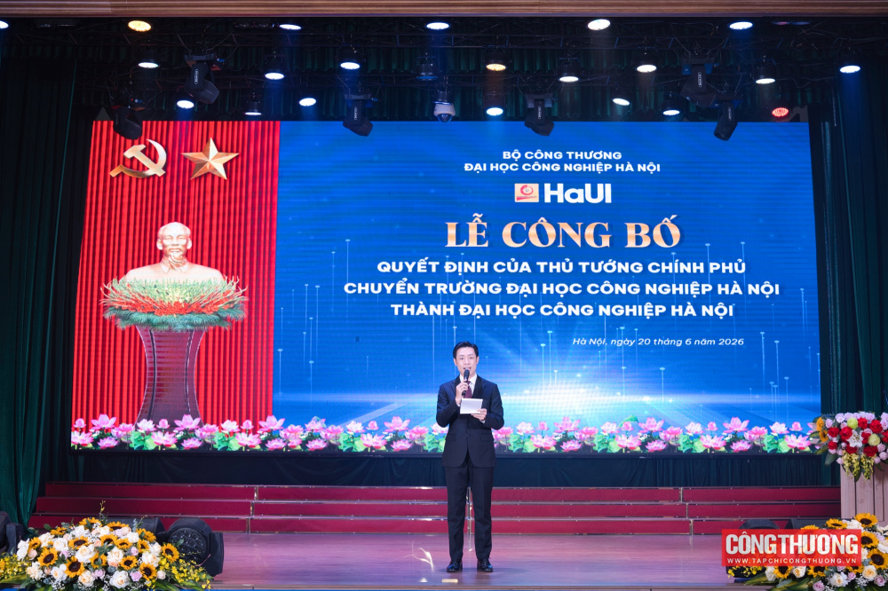 [tapchicongthuong] Đại học Công nghiệp Hà Nội bước vào giai đoạn phát triển mới sau quyết định chuyển đổi mô hình
