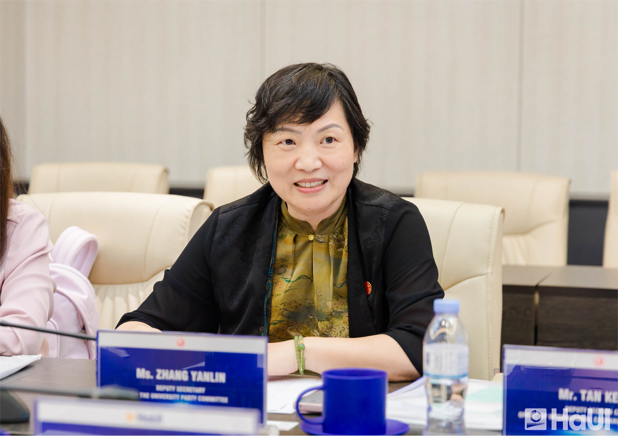 Đại học Công nghiệp Hà Nội và Đại học Điện lực Thượng Hải: Nâng tầm hợp tác chiến lược về năng lượng xanh và đào tạo quốc tế