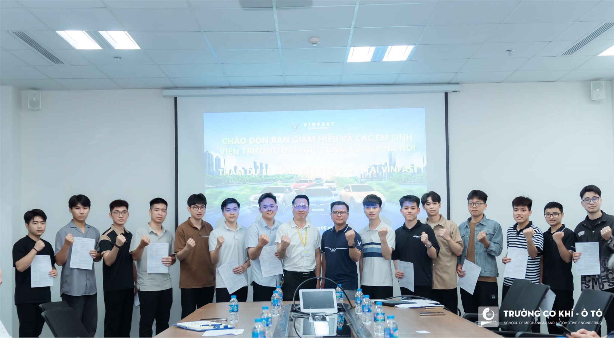 Học ngành ô tô bằng Tiếng Anh tại HaUI - Trở thành kỹ sư toàn cầu trong kỷ nguyên công nghệ ô tô thông minh