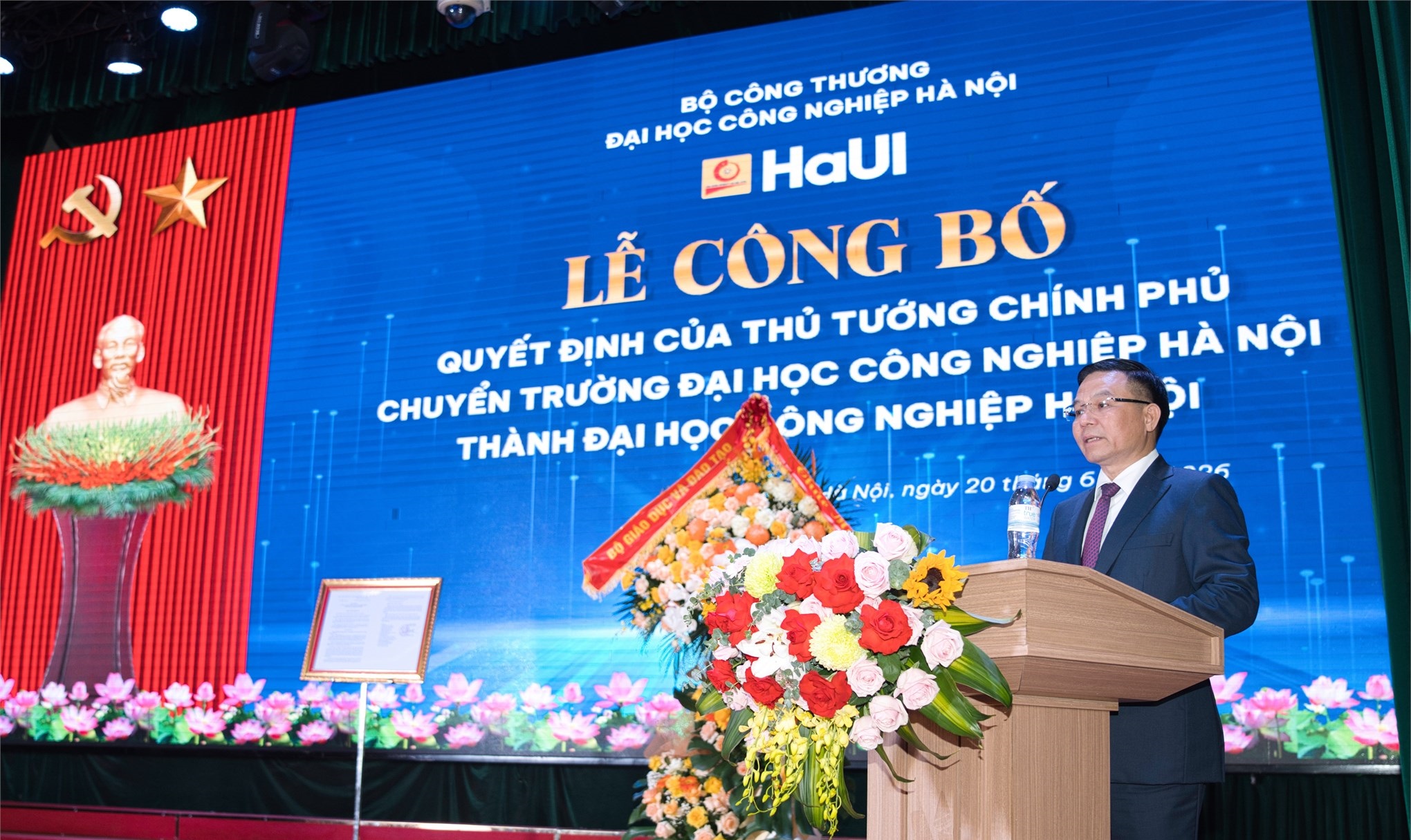 [baokiemtoan] Bộ trưởng Lê Mạnh Hùng: Đại học phải là nơi tạo ra tri thức mới, giá trị mới cho xã hội