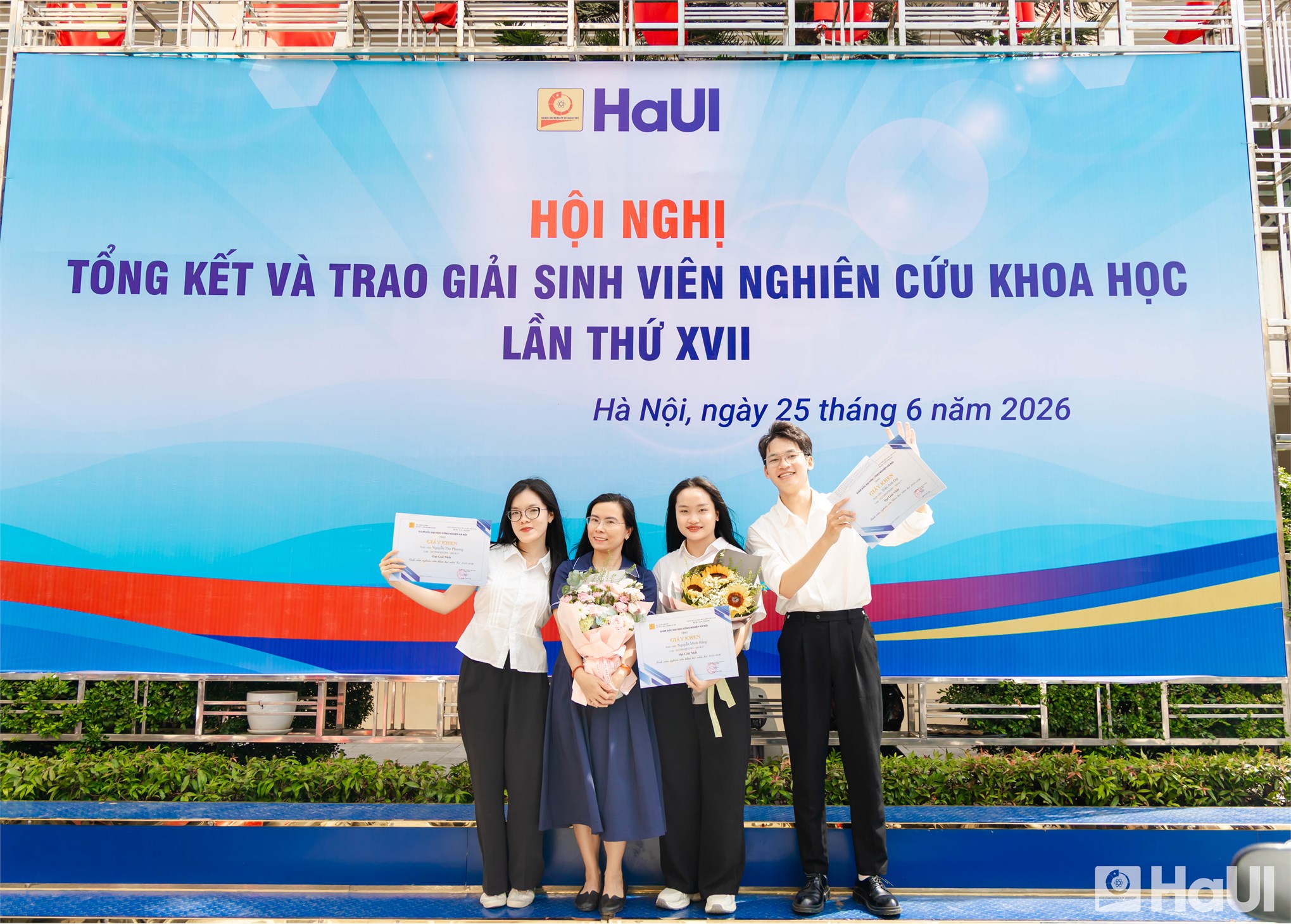 46 giải Nhất, 621 đề tài nghiệm thu: Dấu ấn `mùa vàng` Nghiên cứu khoa học năm 2026 tại HaUI