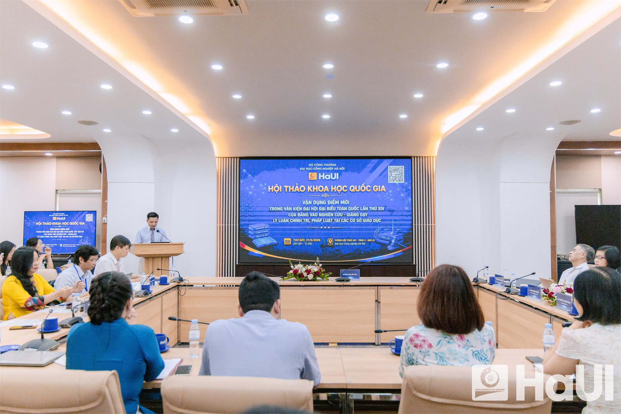 Hội thảo khoa học Quốc gia `Những vấn đề lý luận – thực tiễn`: Để giảng đường không chỉ truyền thụ tri thức mà còn là nơi thắp sáng khát vọng tuổi trẻ.