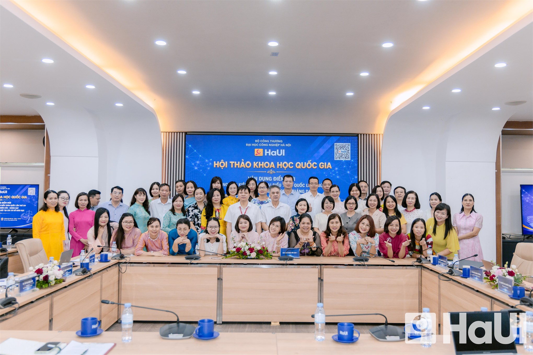 Hội thảo khoa học Quốc gia `Những vấn đề lý luận – thực tiễn`: Để giảng đường không chỉ truyền thụ tri thức mà còn là nơi thắp sáng khát vọng tuổi trẻ.