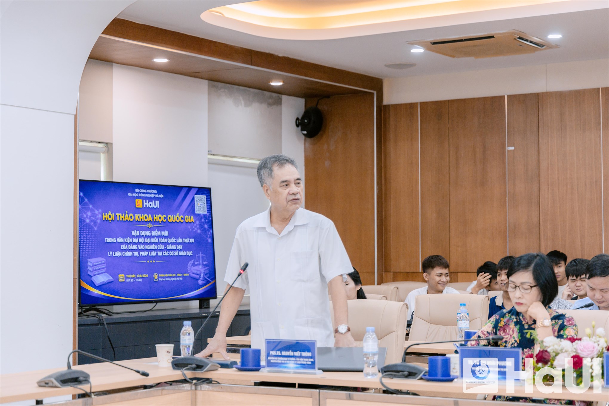 Hội thảo khoa học Quốc gia `Những vấn đề lý luận – thực tiễn`: Để giảng đường không chỉ truyền thụ tri thức mà còn là nơi thắp sáng khát vọng tuổi trẻ.